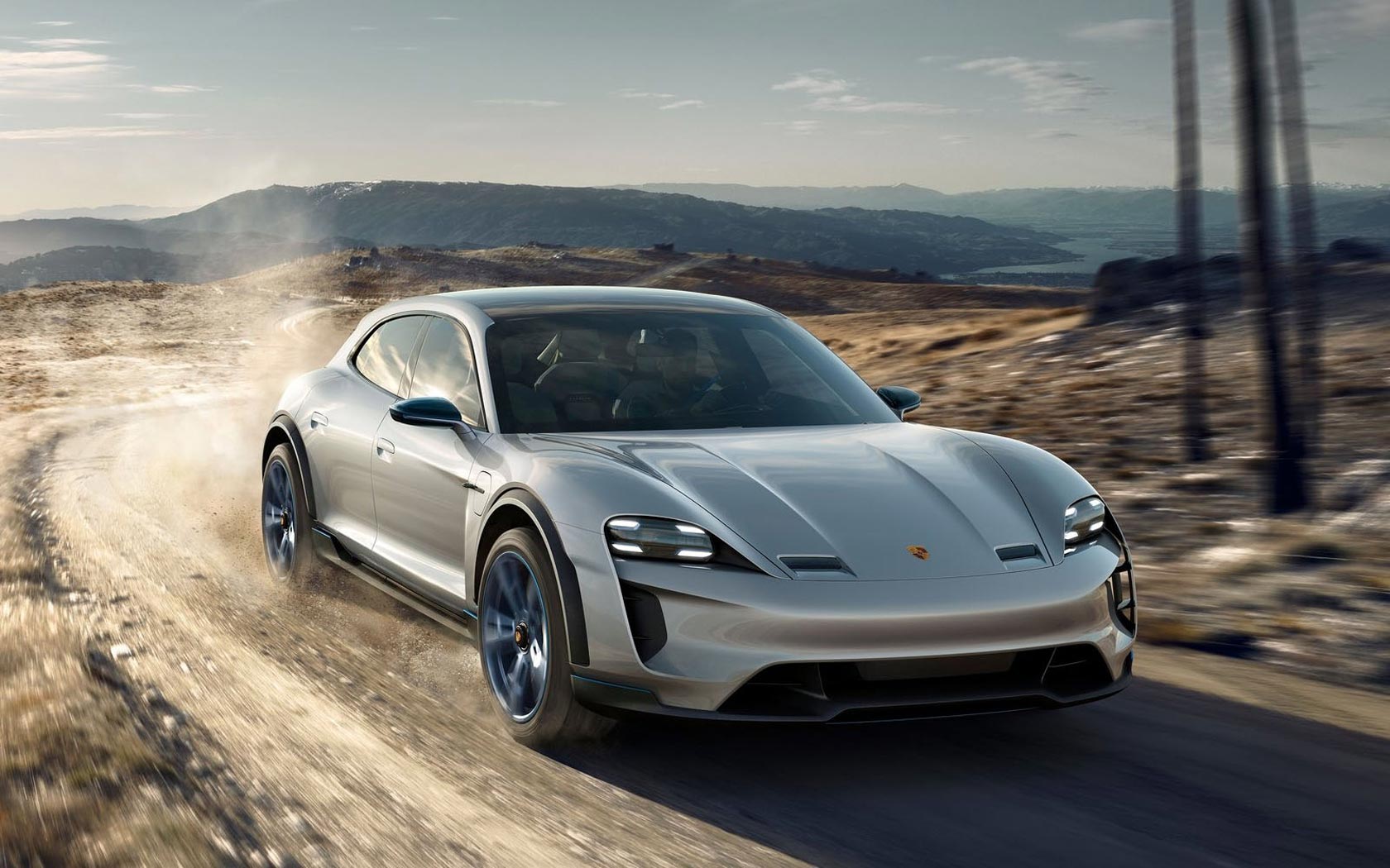  Porsche Mission E Cross Turismo Concept 