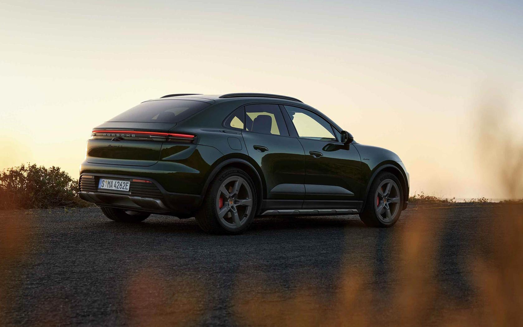  Porsche Macan 