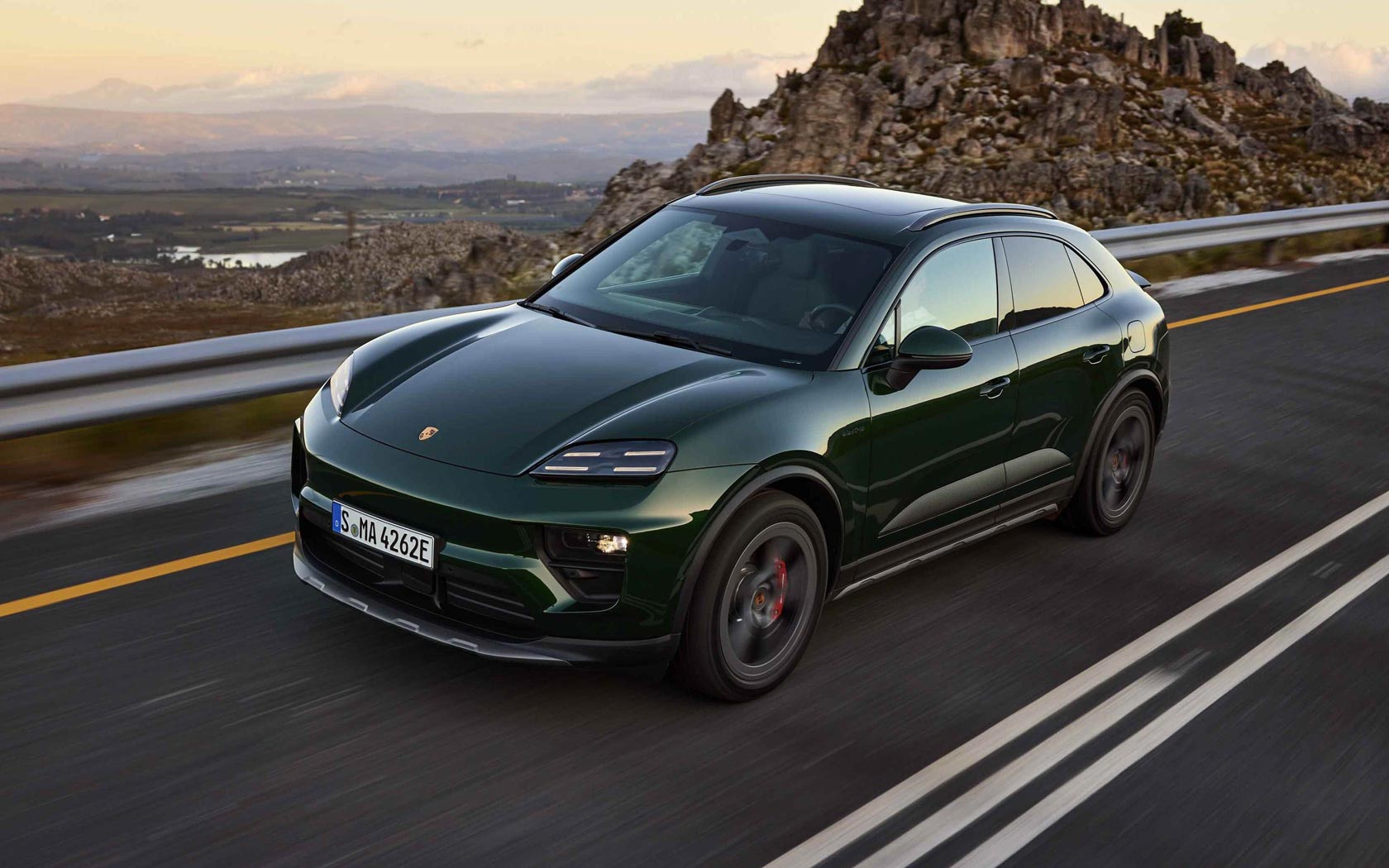  Porsche Macan 