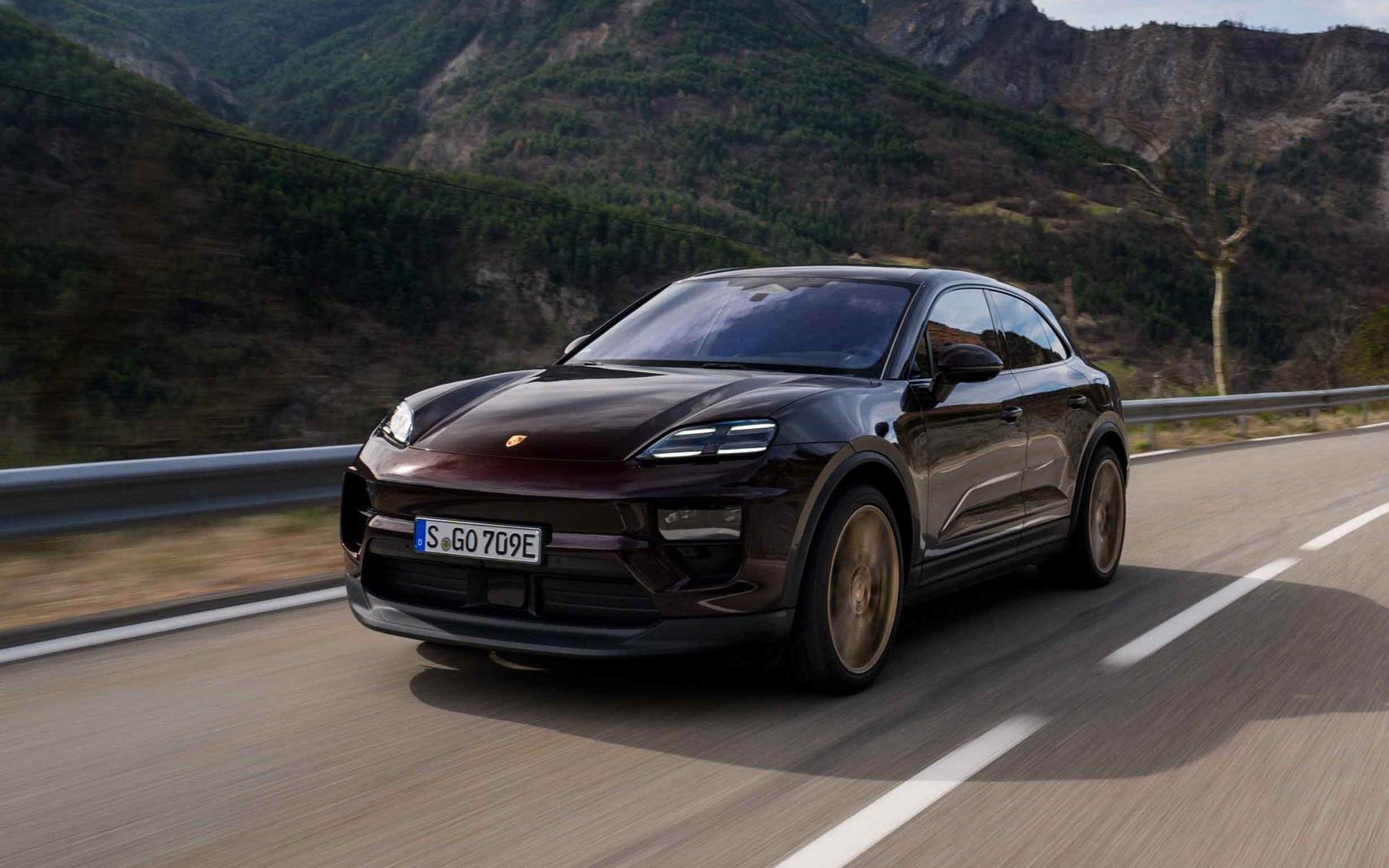  Porsche Macan 