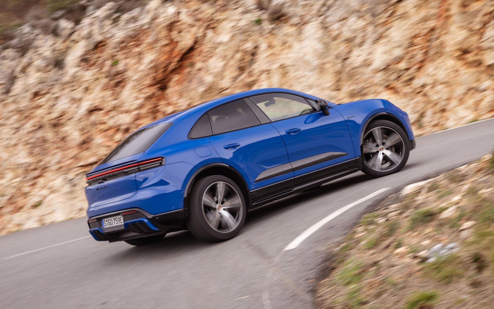 ���� Porsche Macan GTS 