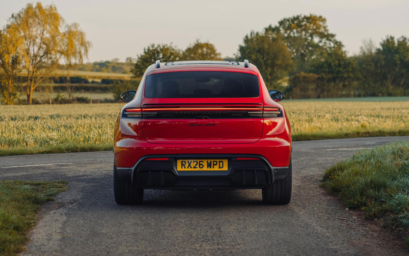 ���� Porsche Macan GTS 