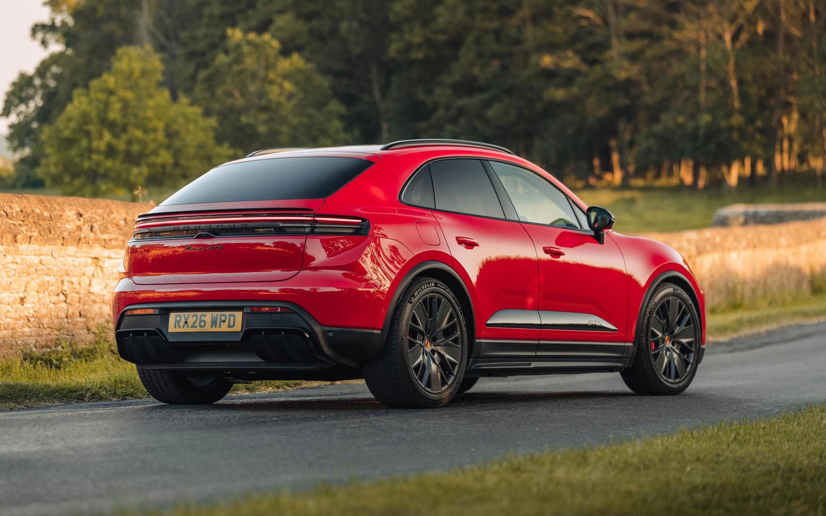 ���� Porsche Macan GTS 