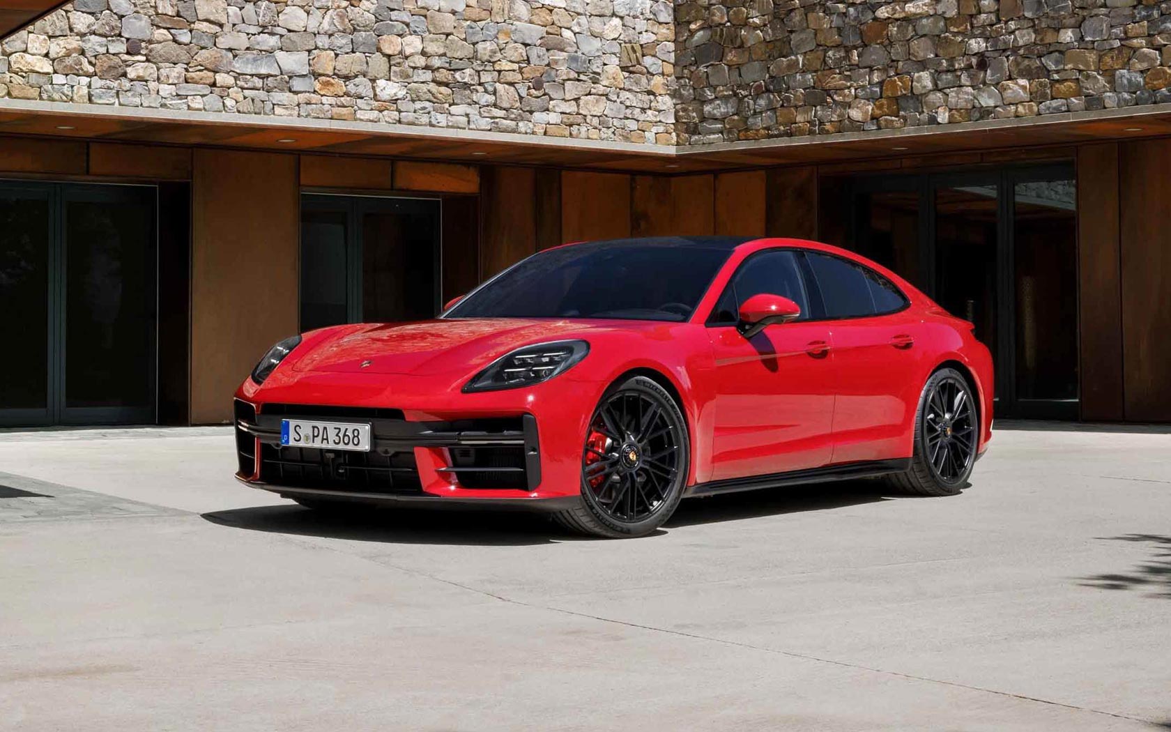  Porsche Panamera GTS 