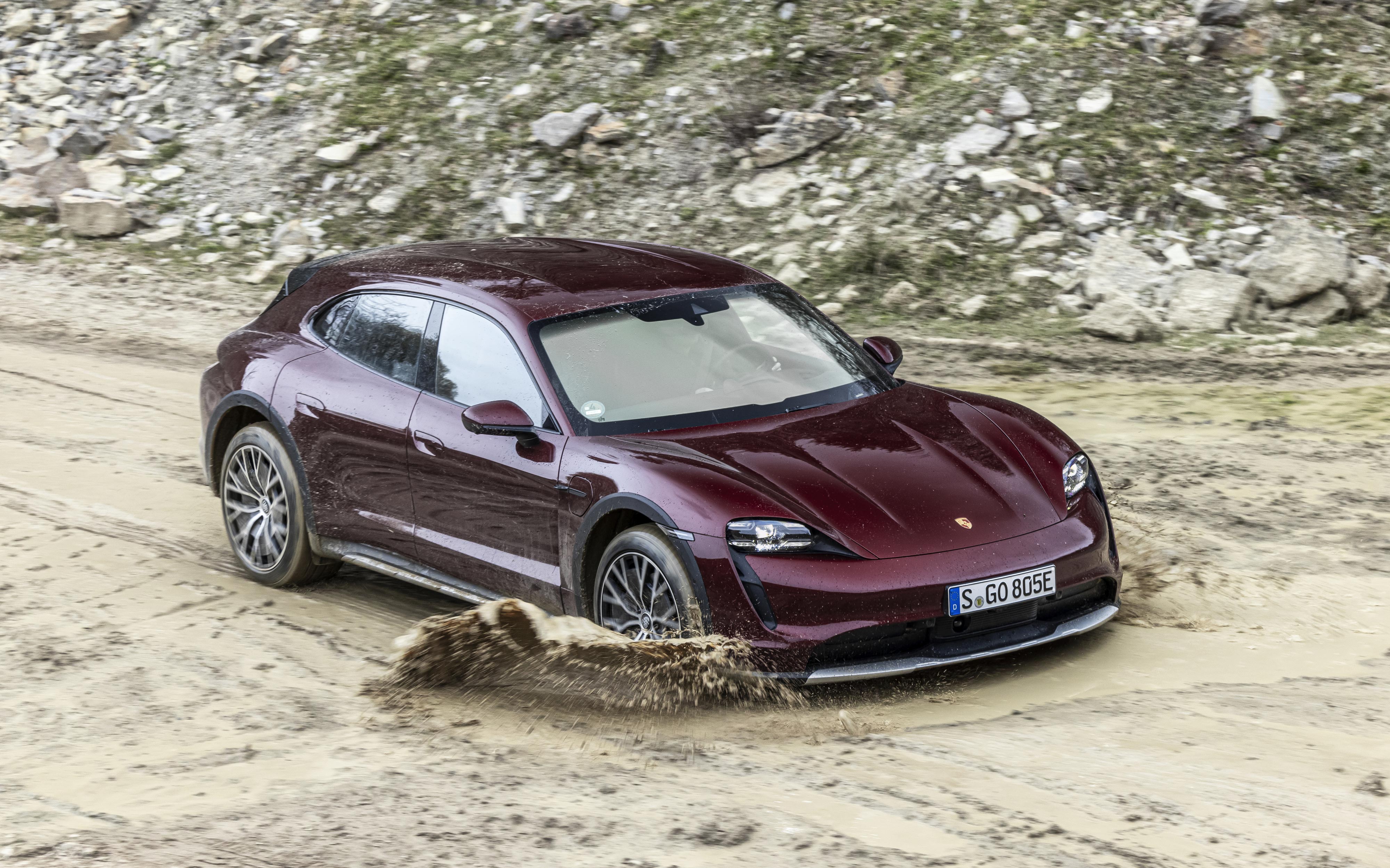  Porsche Taycan Cross Turismo (2021-2024)