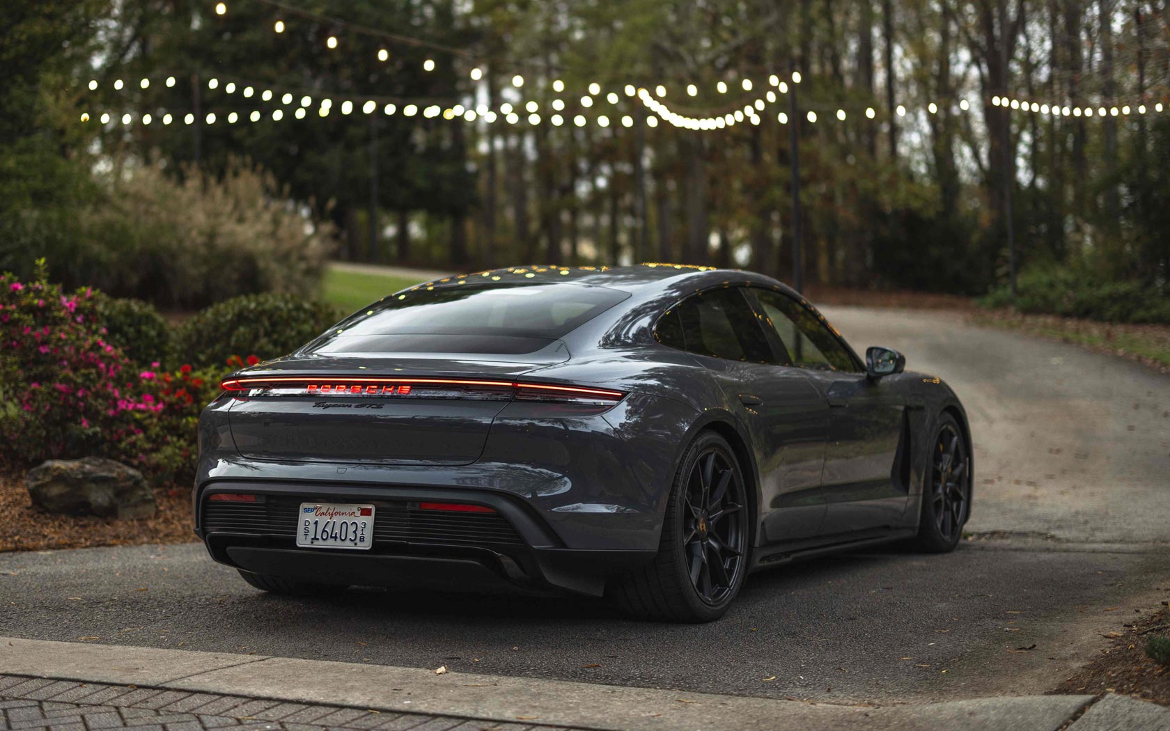  Porsche Taycan GTS 