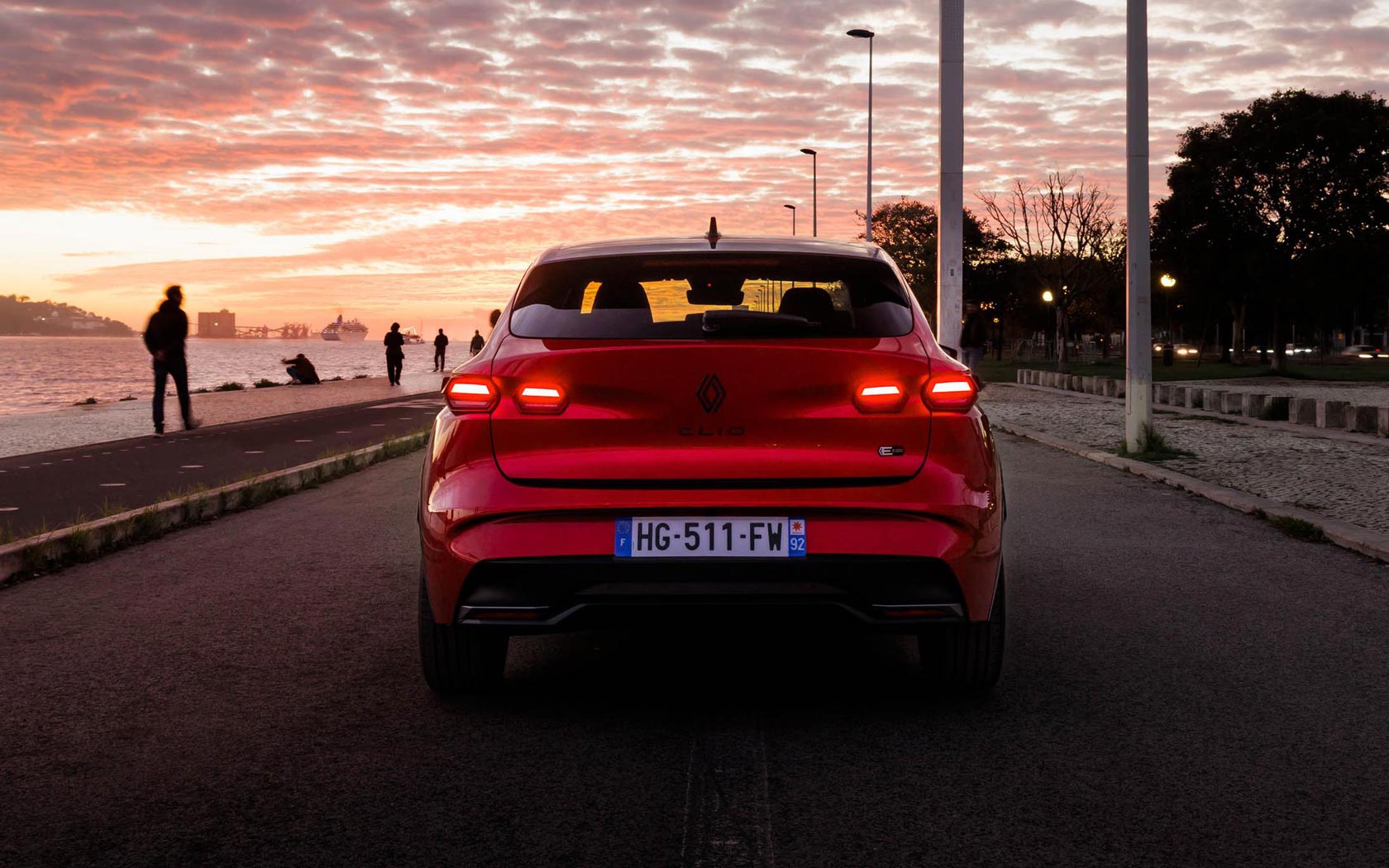 ���� Renault Clio 