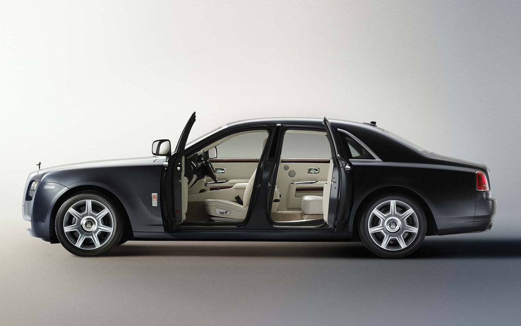  Rolls-Royce 200EX 