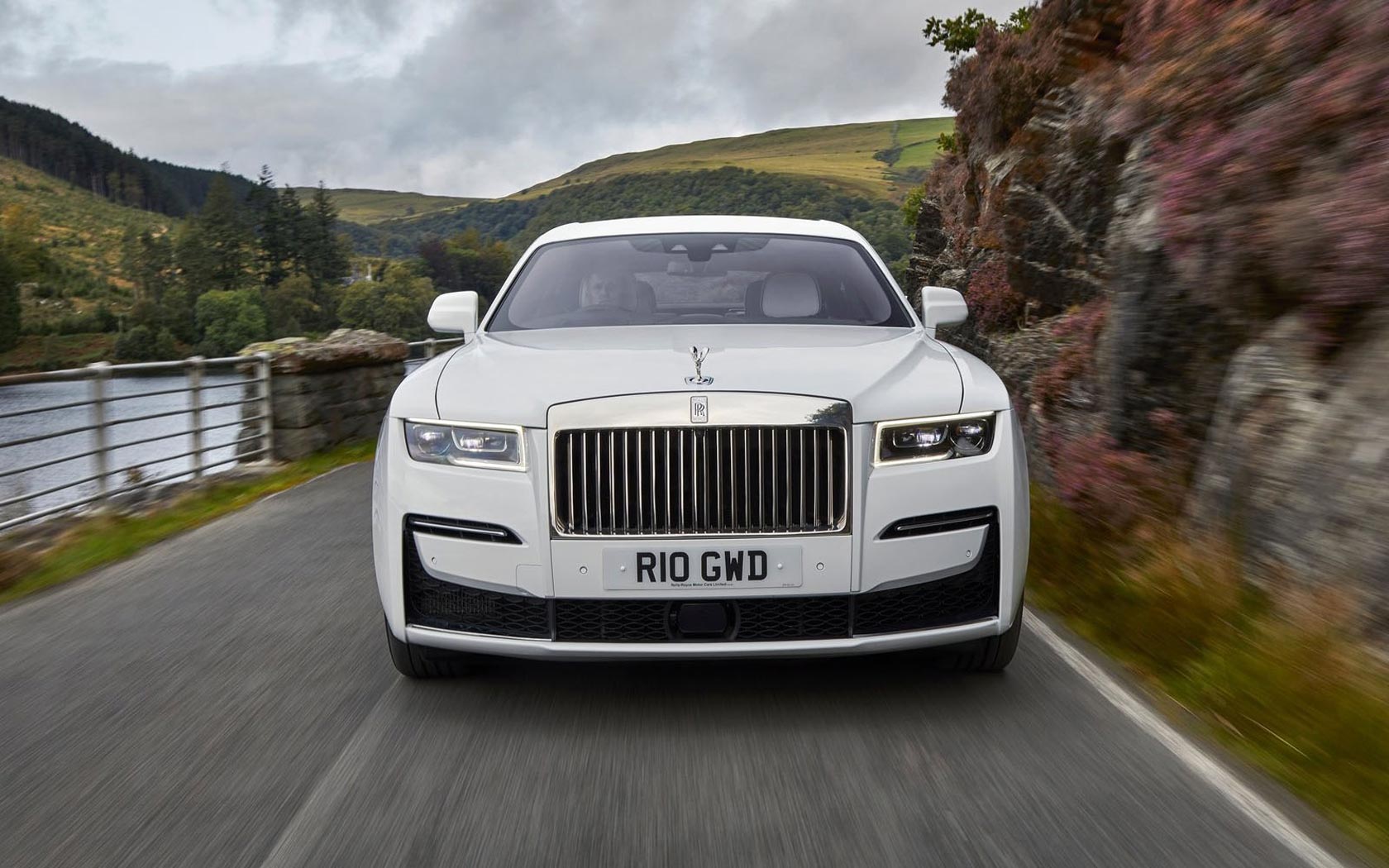  Rolls-Royce Ghost 
