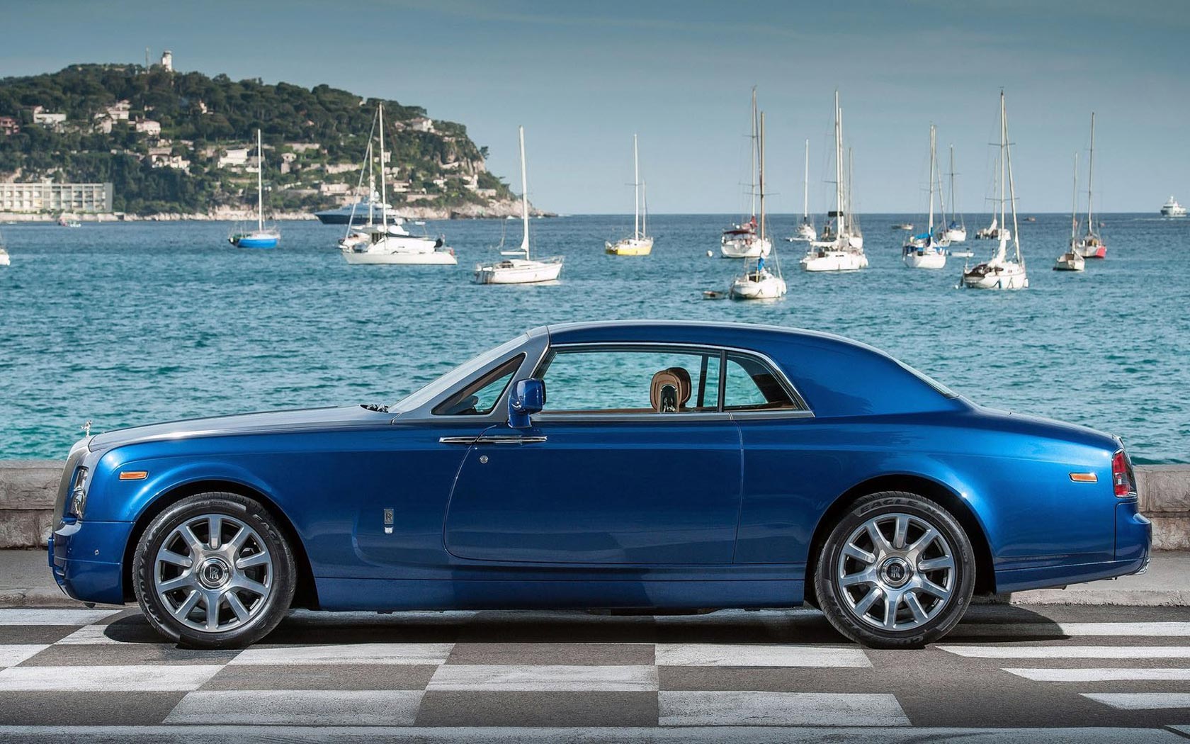  Rolls-Royce Phantom Coupe 