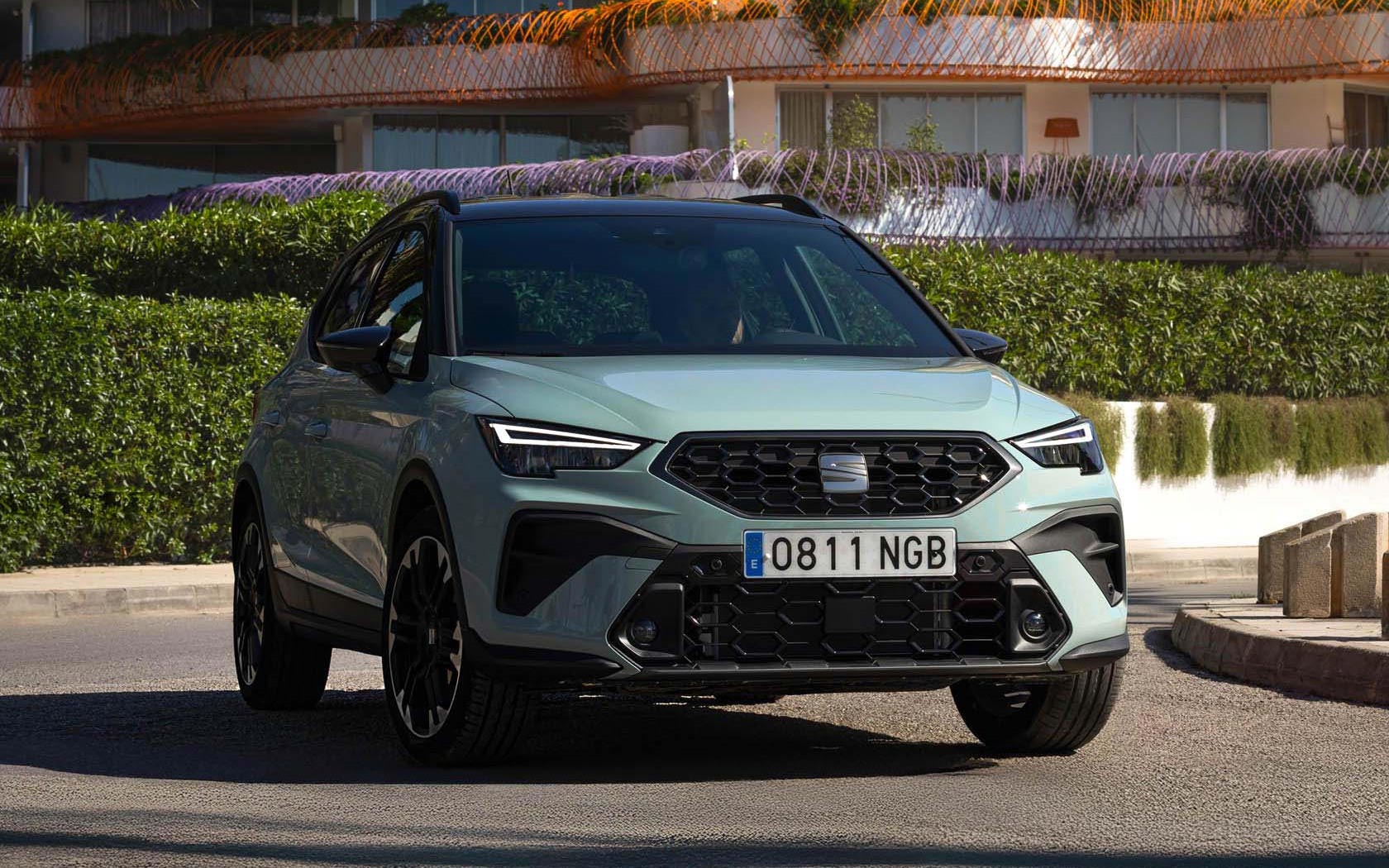 ���� SEAT Arona 