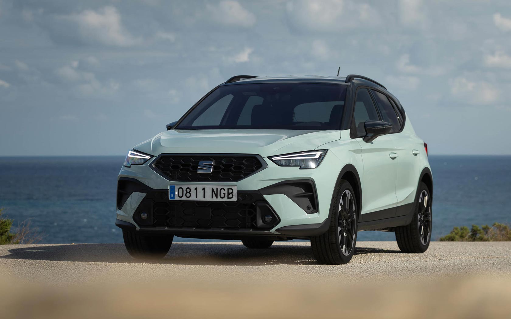 ���� SEAT Arona 