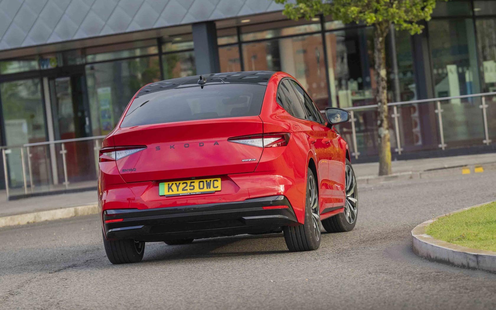  Skoda Enyaq Coupe 