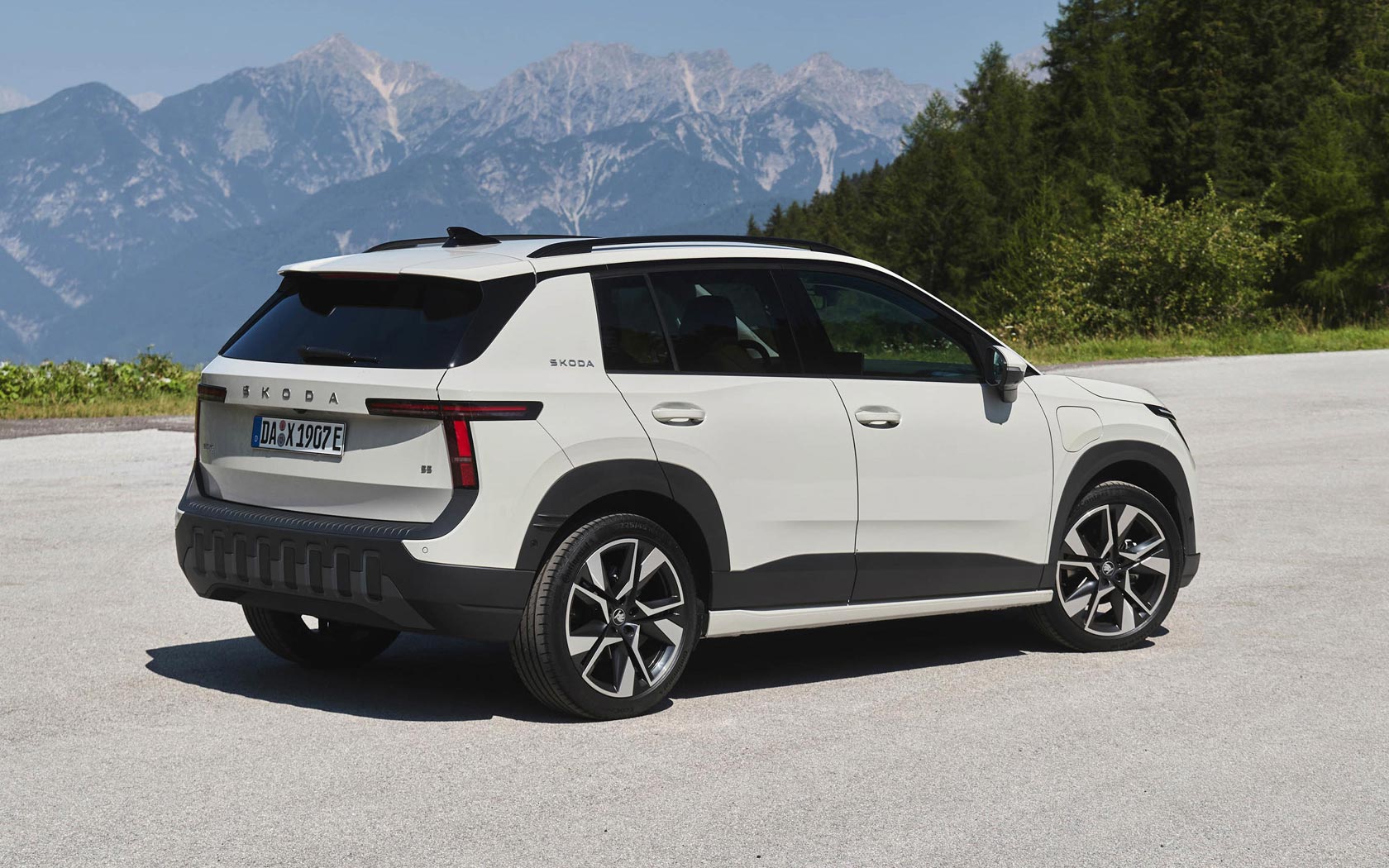 ���� Skoda Epiq 