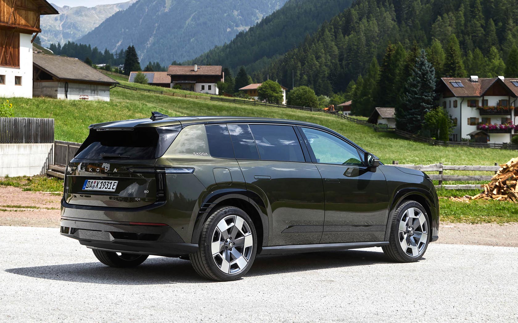 ���� Skoda Peaq 