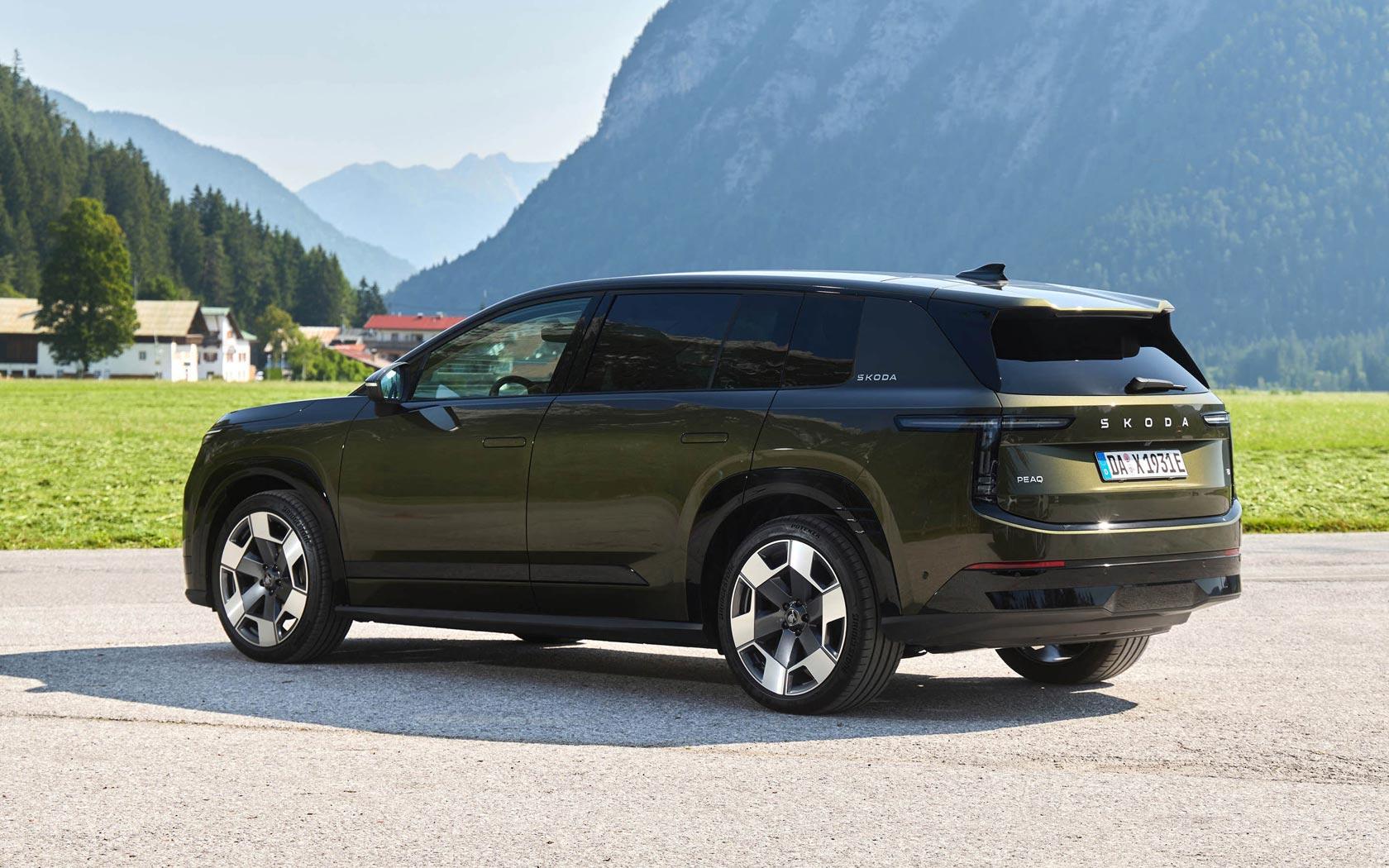 ���� Skoda Peaq 