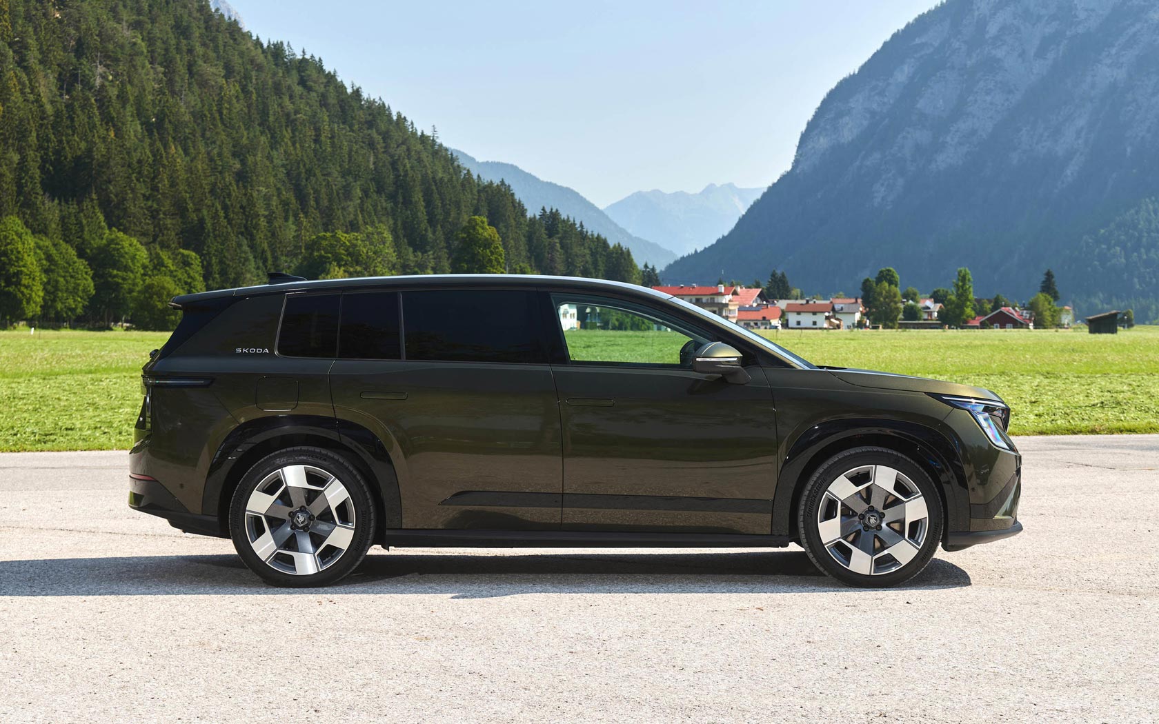 ���� Skoda Peaq 