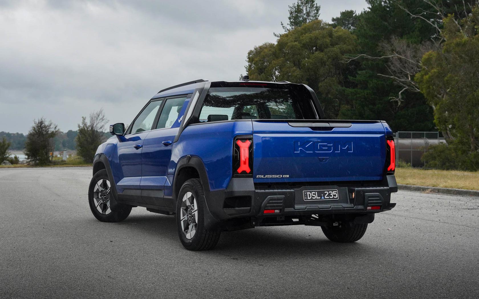 ���� KGM Musso 