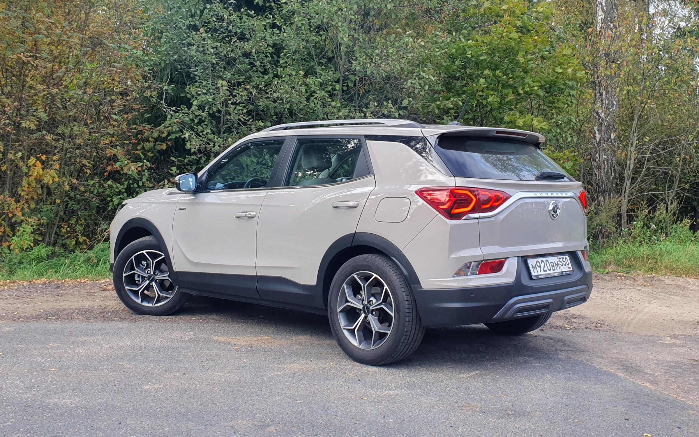 ���� KGM Korando 