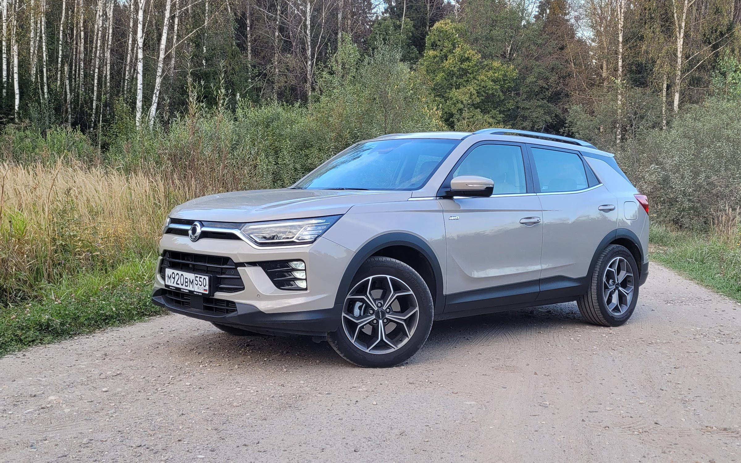 ���� KGM Korando 