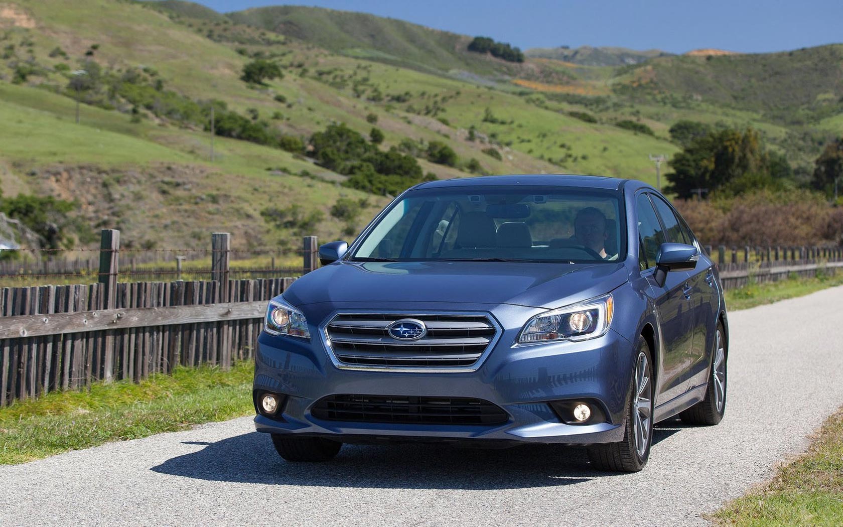  Subaru Legacy (2014-2017)