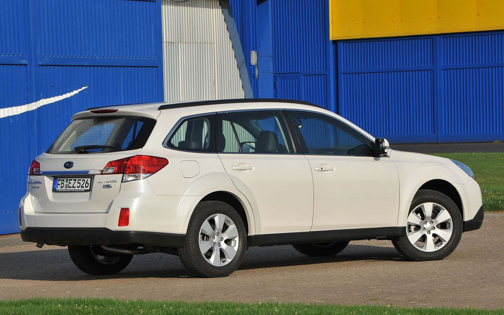  Subaru Outback (2010-2014)