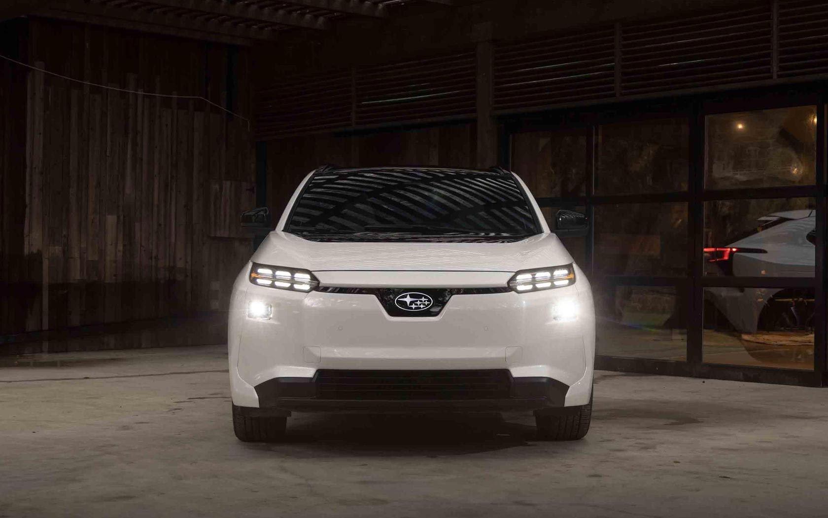 ���� Subaru Solterra 