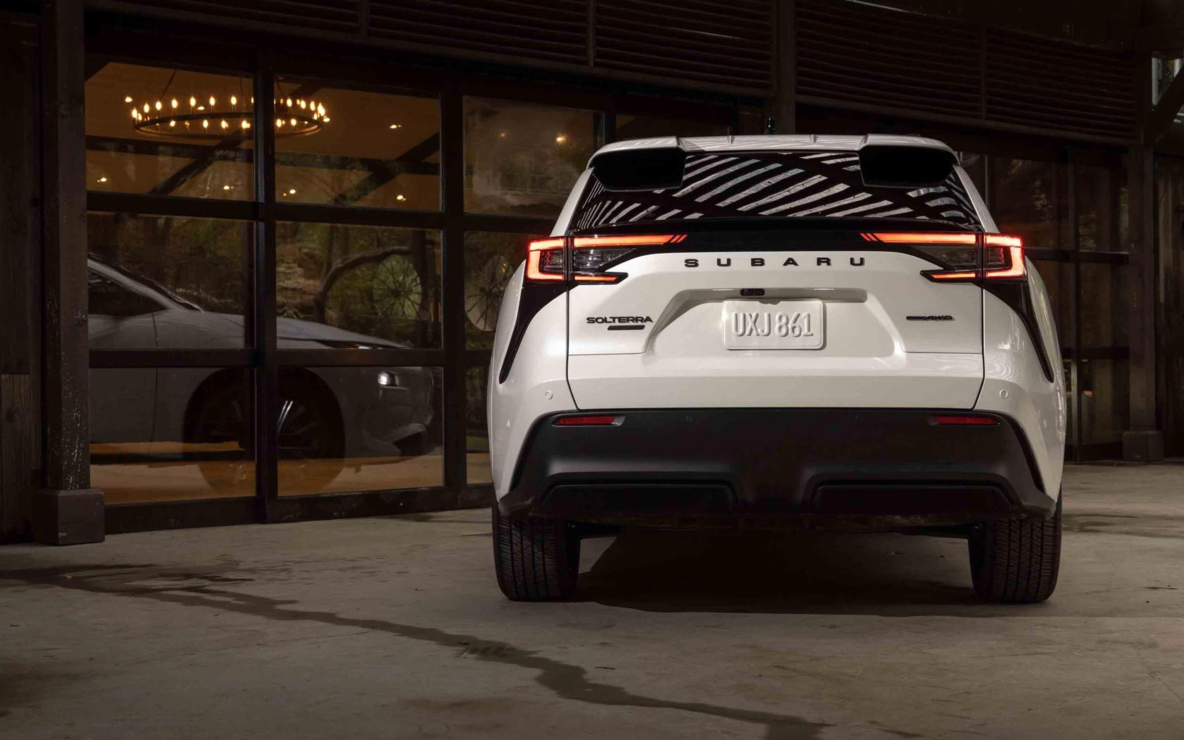 ���� Subaru Solterra 