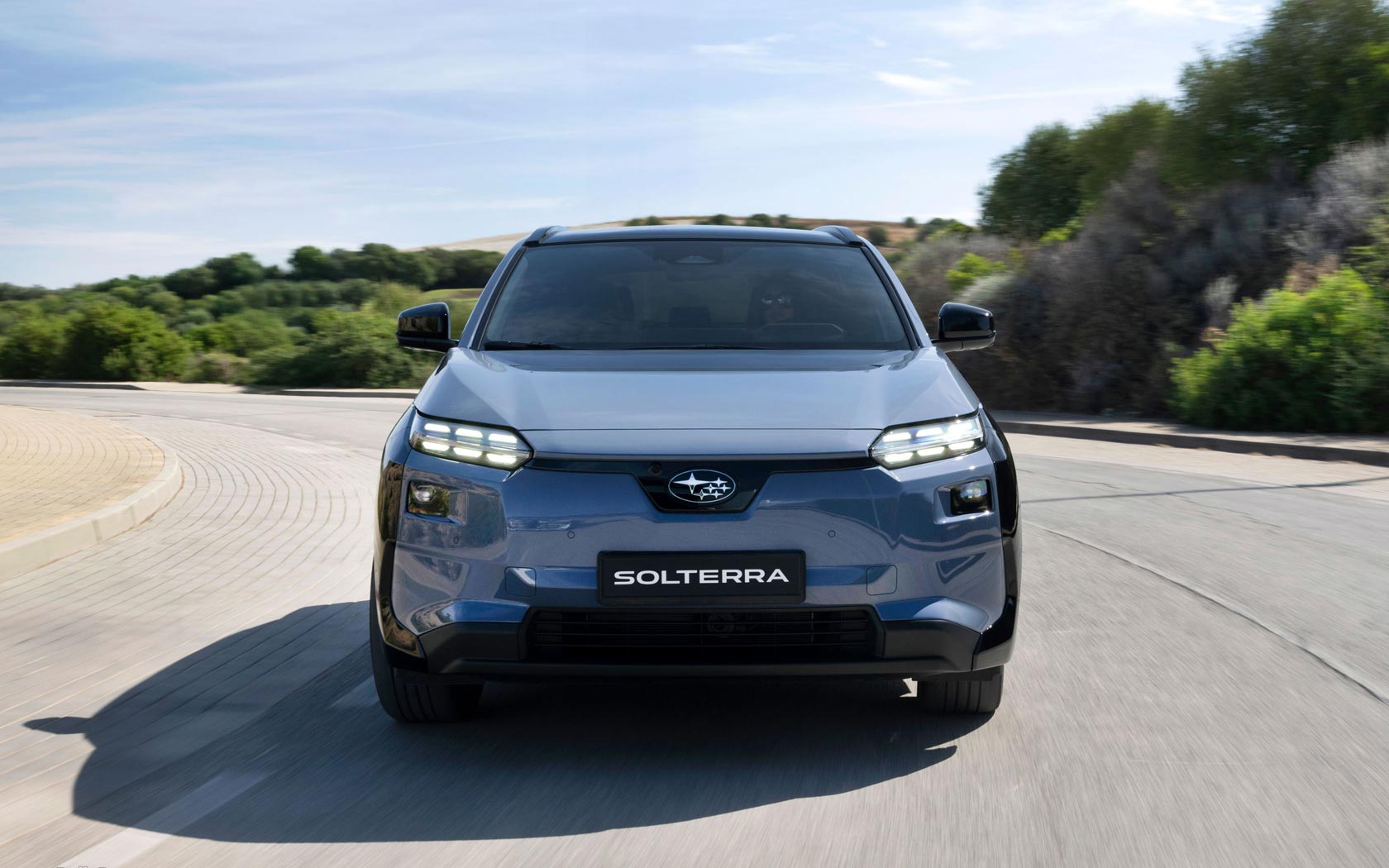 ���� Subaru Solterra 