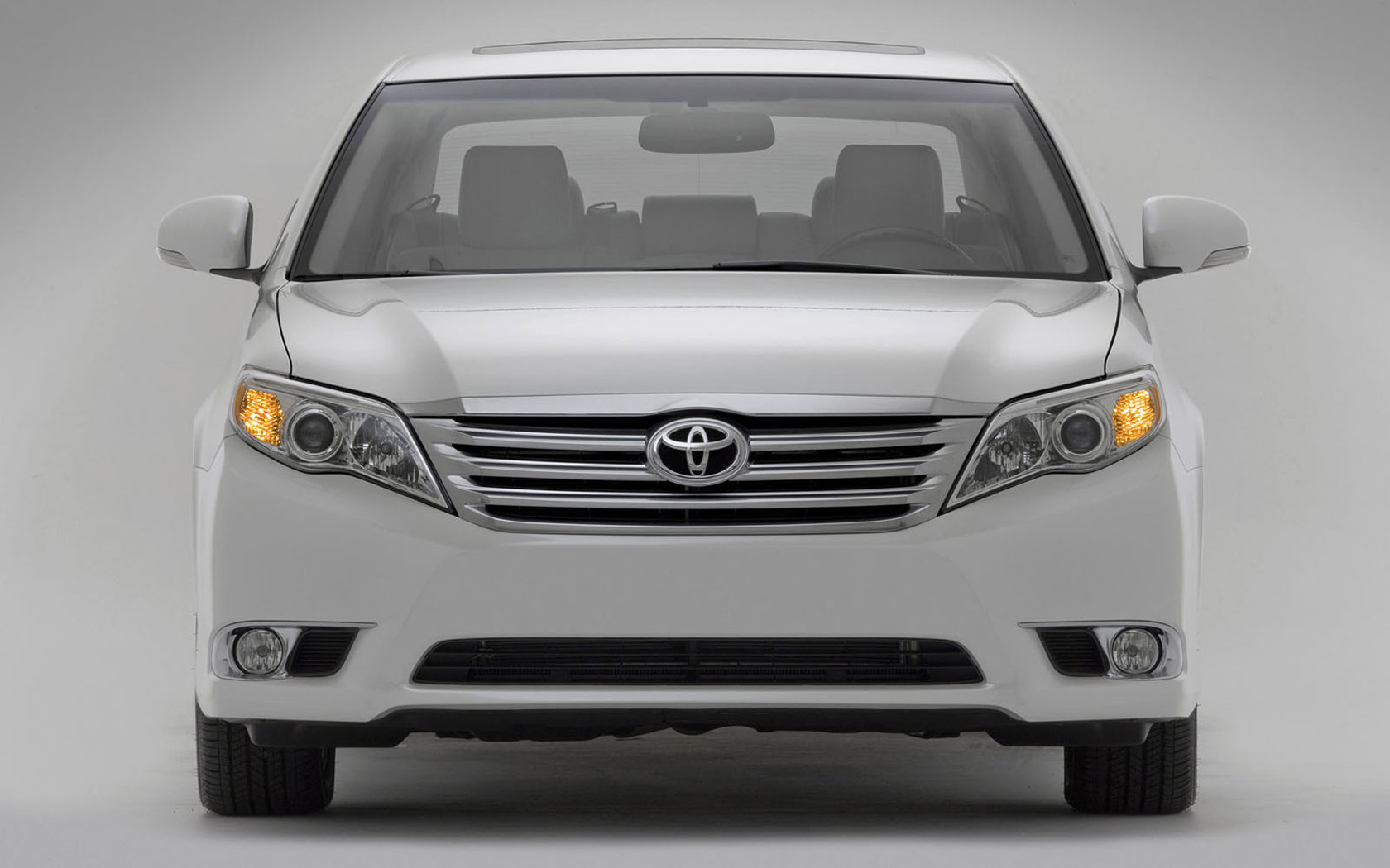  Toyota Avalon (2010-2011)