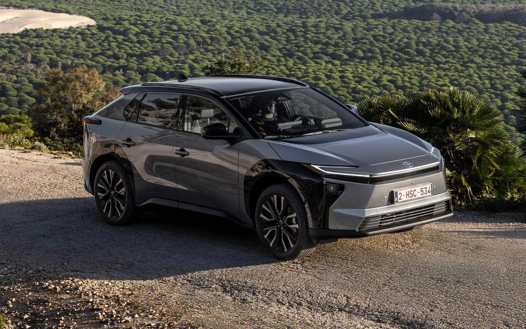 ���� Toyota bZ4X 