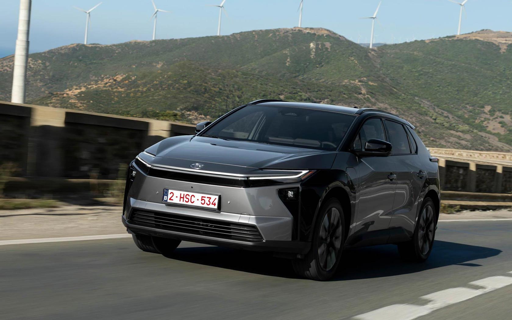 ���� Toyota bZ4X 