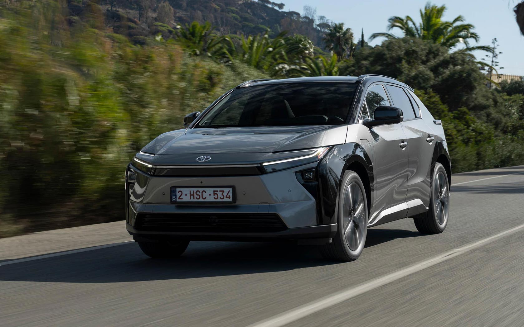 ���� Toyota bZ4X 