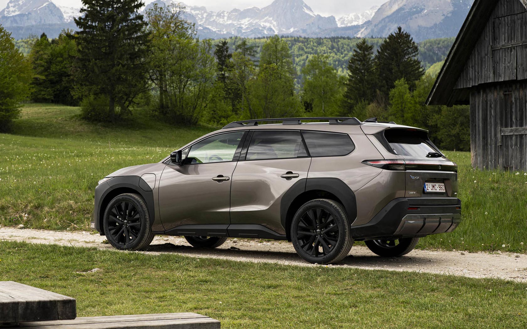 ���� Toyota bZ4X Touring 