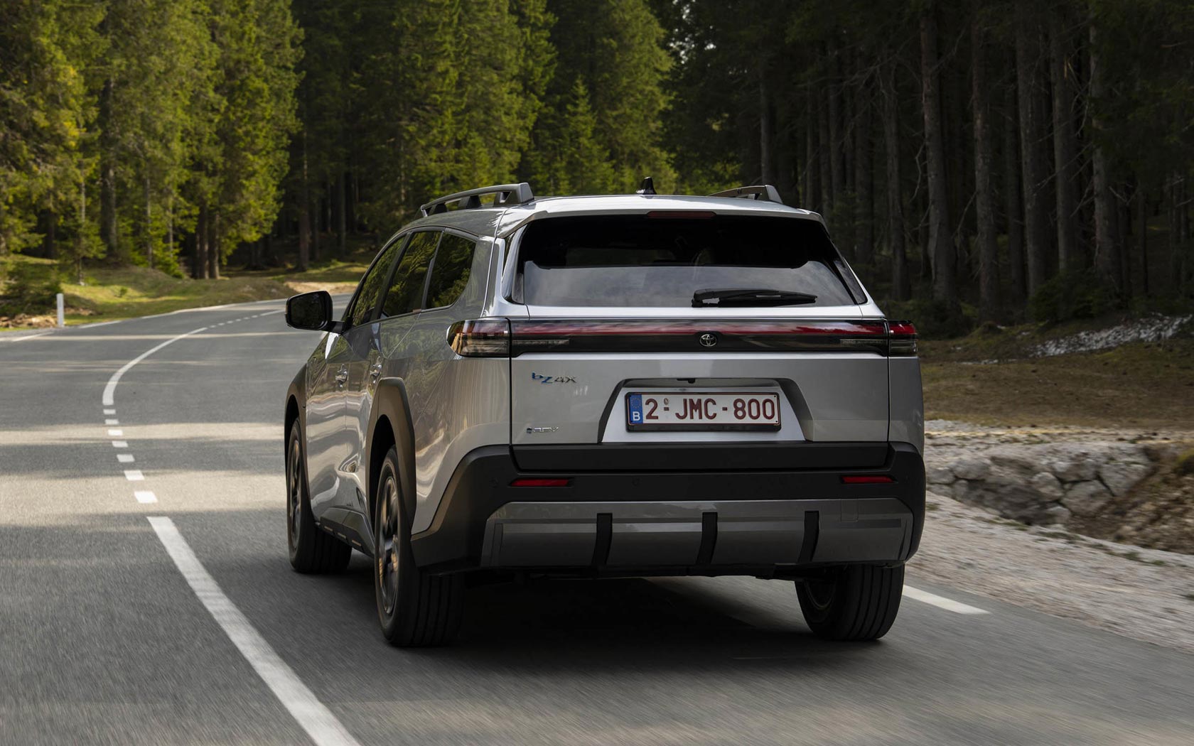 ���� Toyota bZ4X Touring 