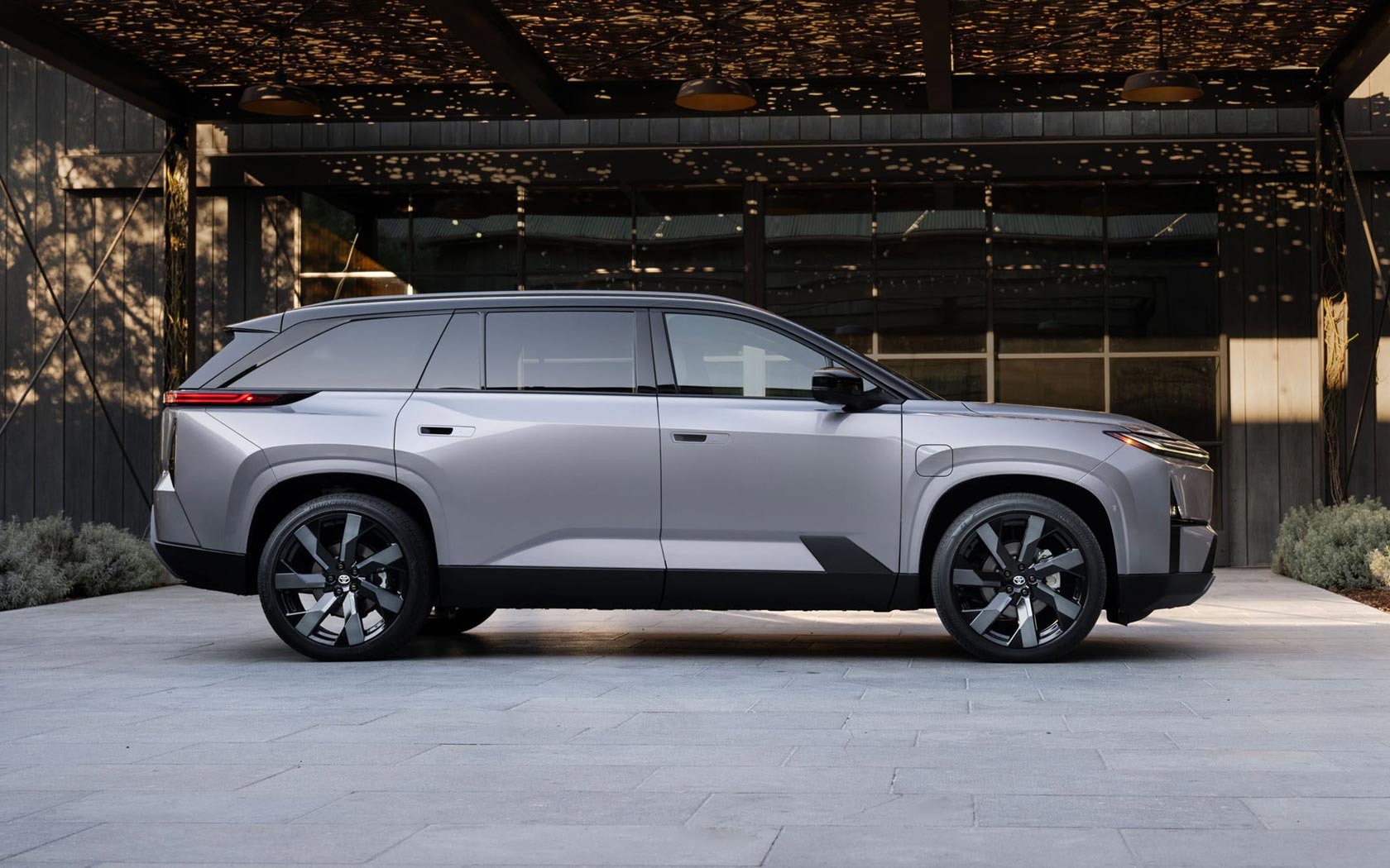 ���� Toyota Highlander 2026 