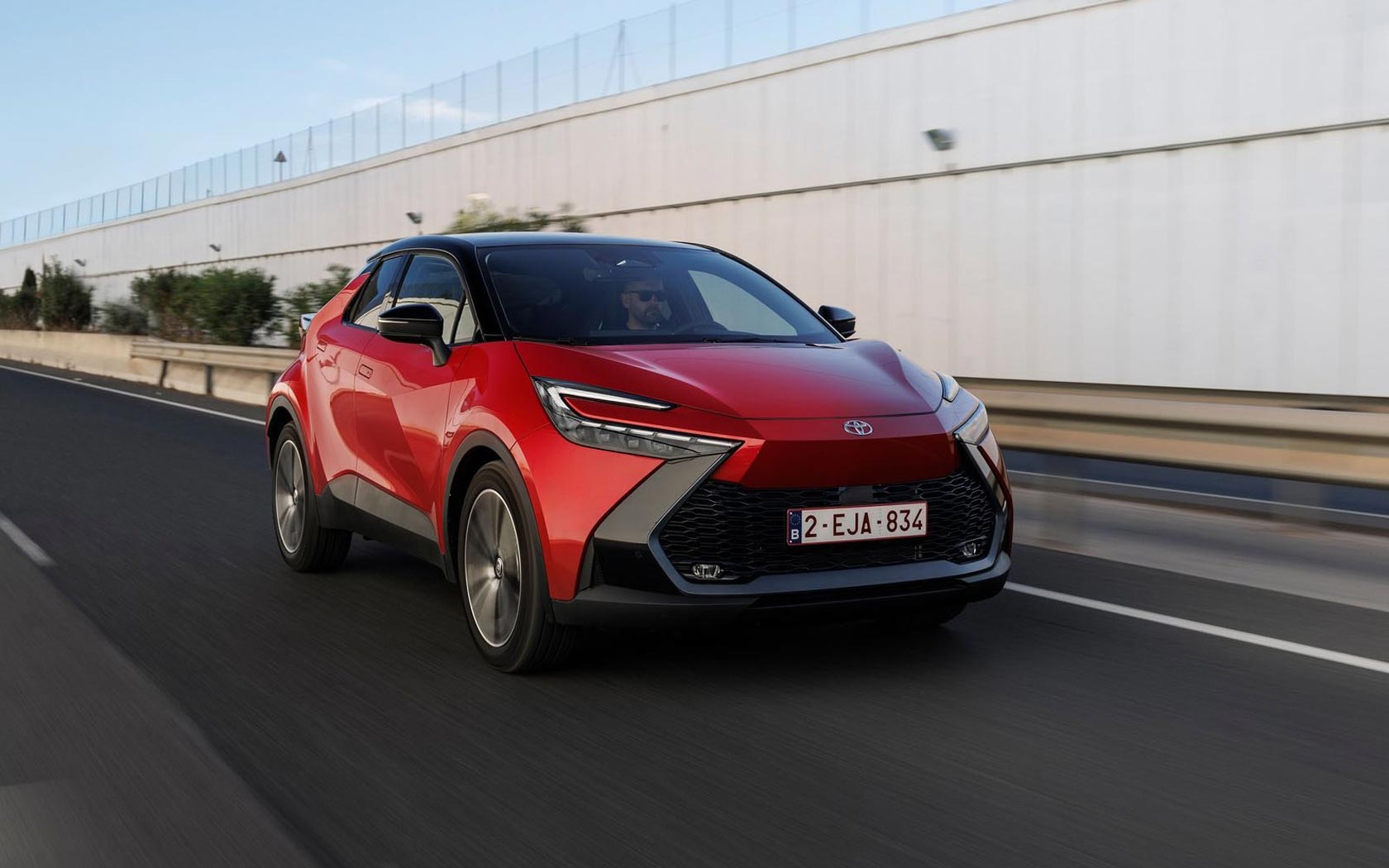  Toyota C-HR 