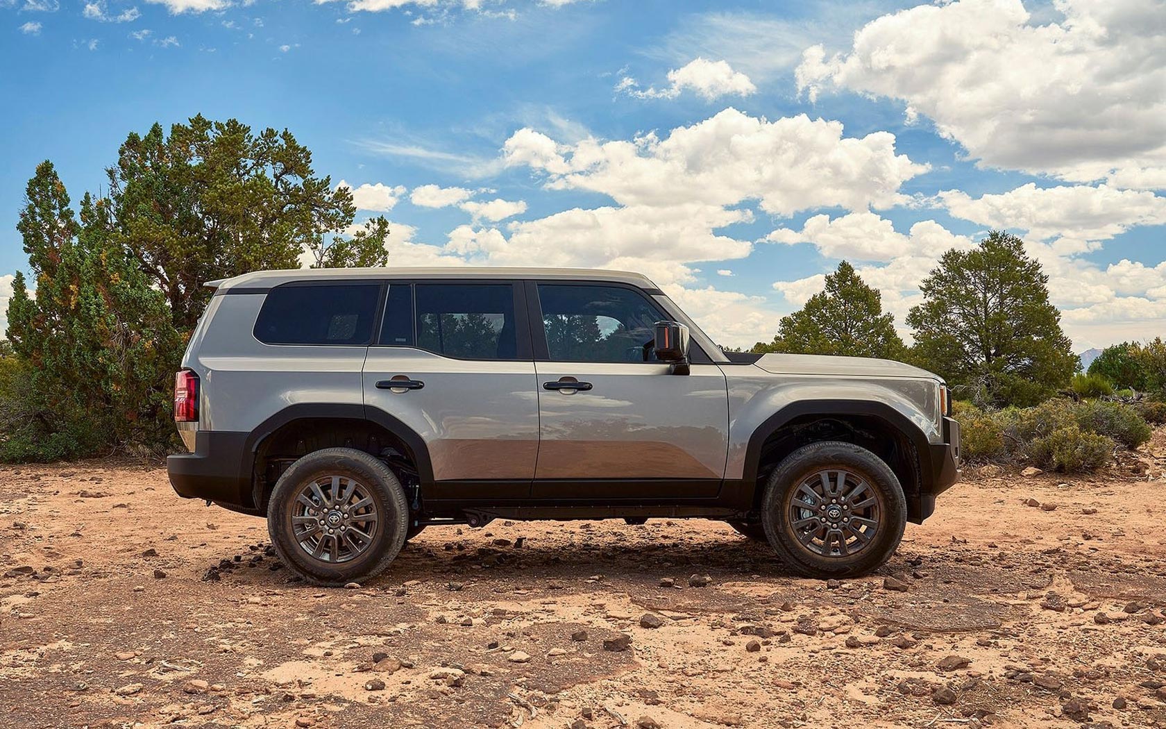  Toyota Land Cruiser Prado 2023 