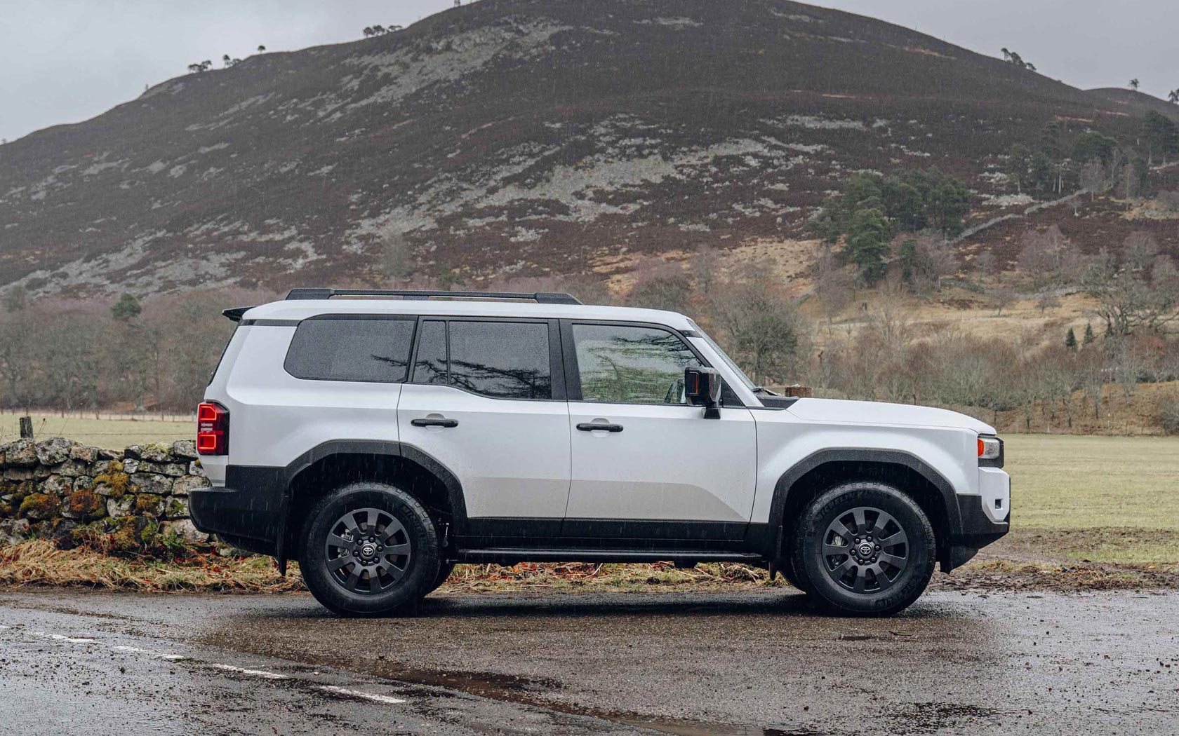  Toyota Land Cruiser Prado 2023 