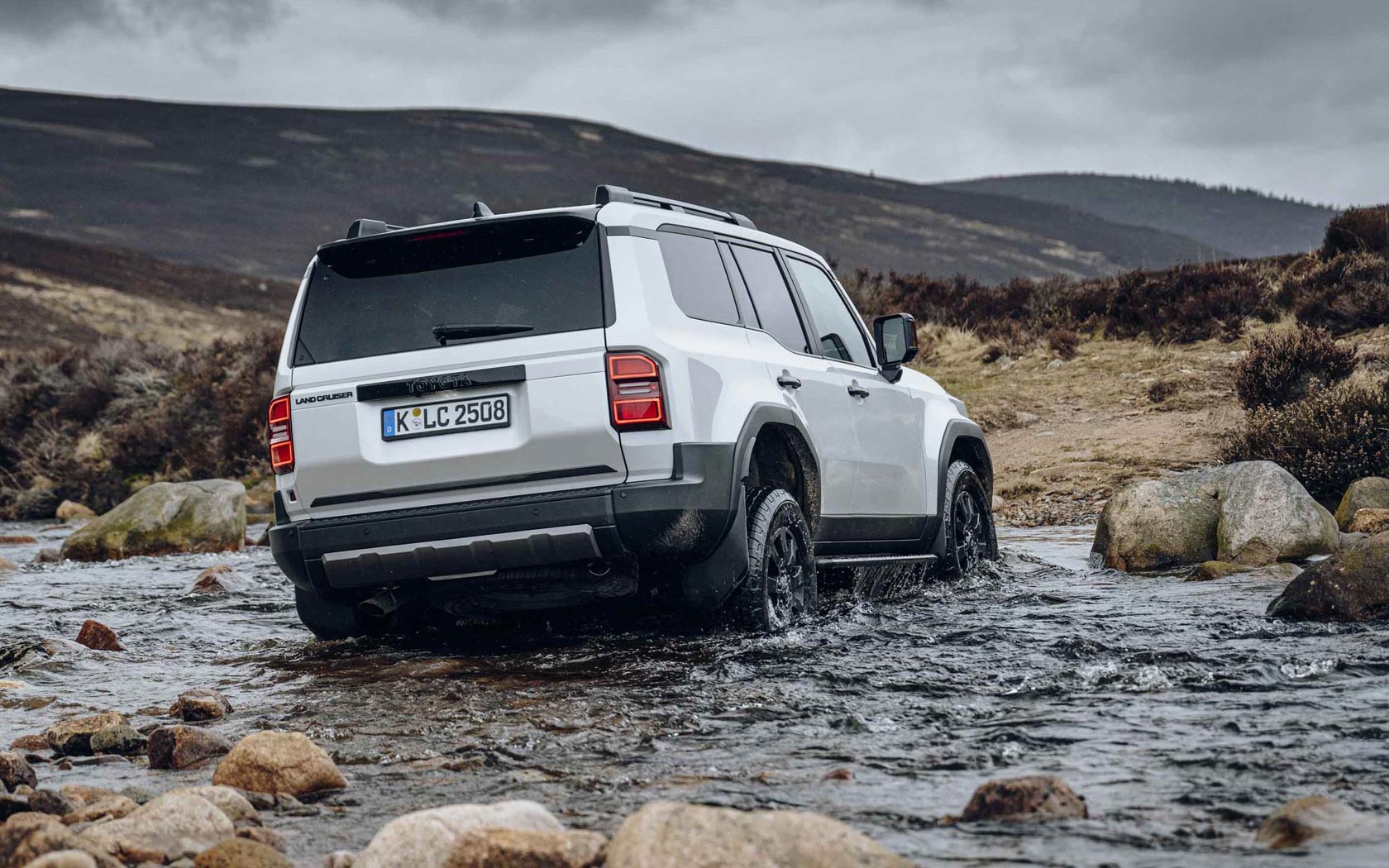  Toyota Land Cruiser Prado 2023 