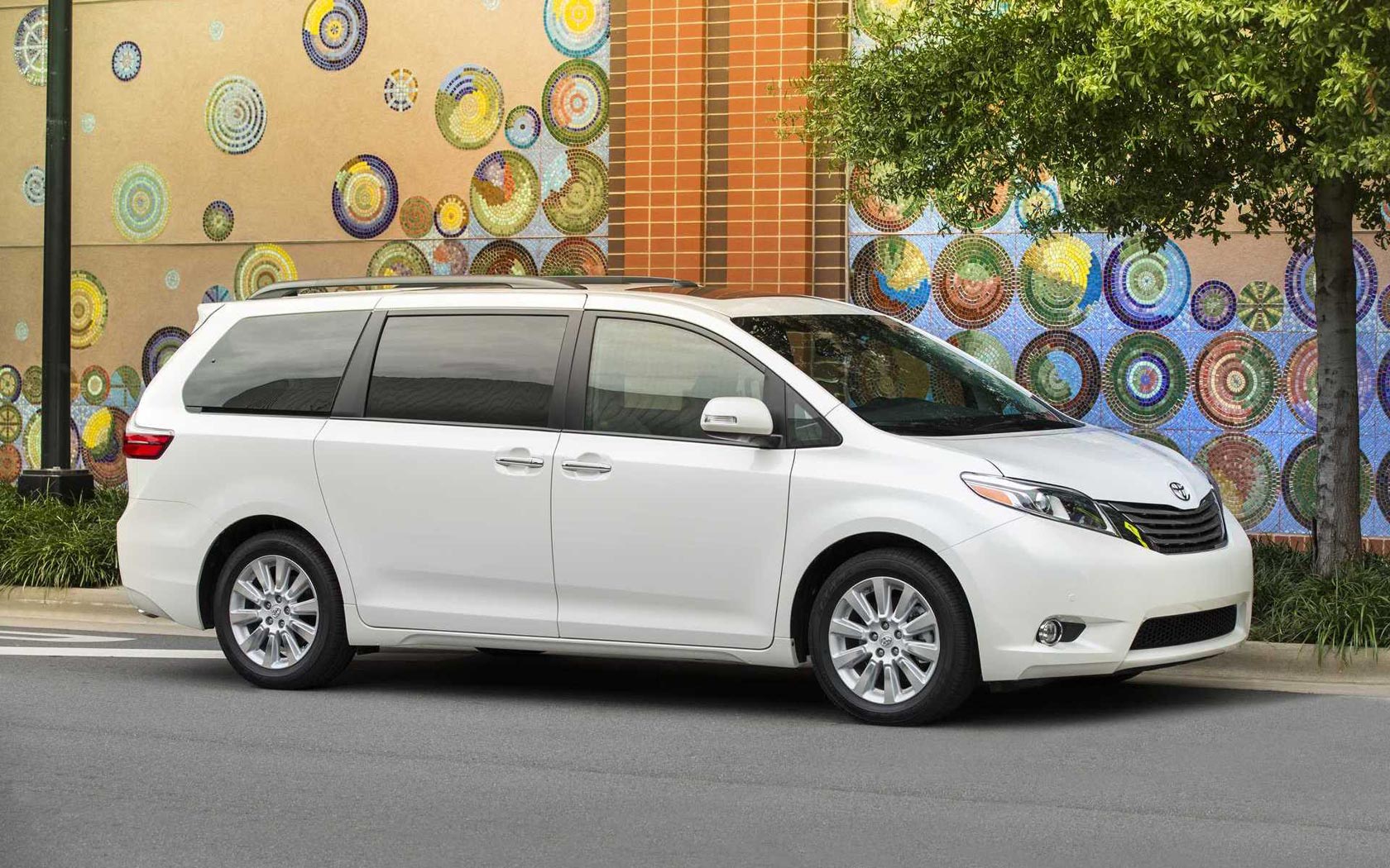  Toyota Sienna (2014-2017)