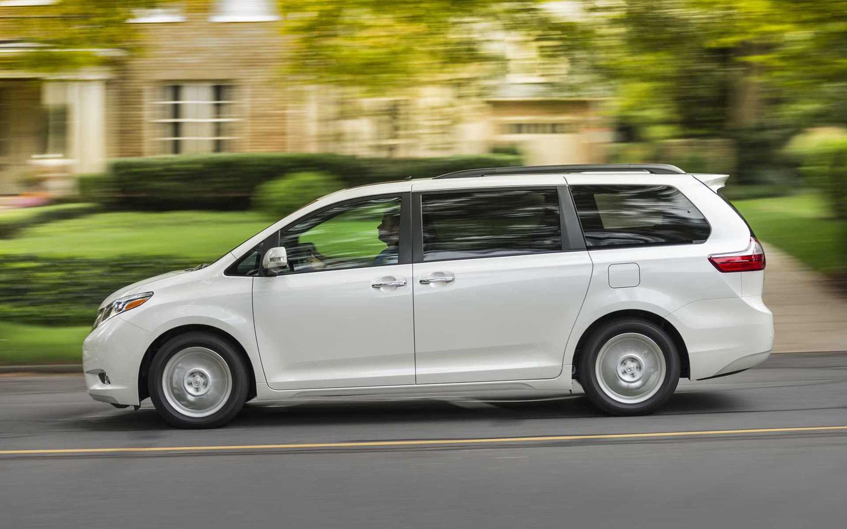  Toyota Sienna (2014-2017)