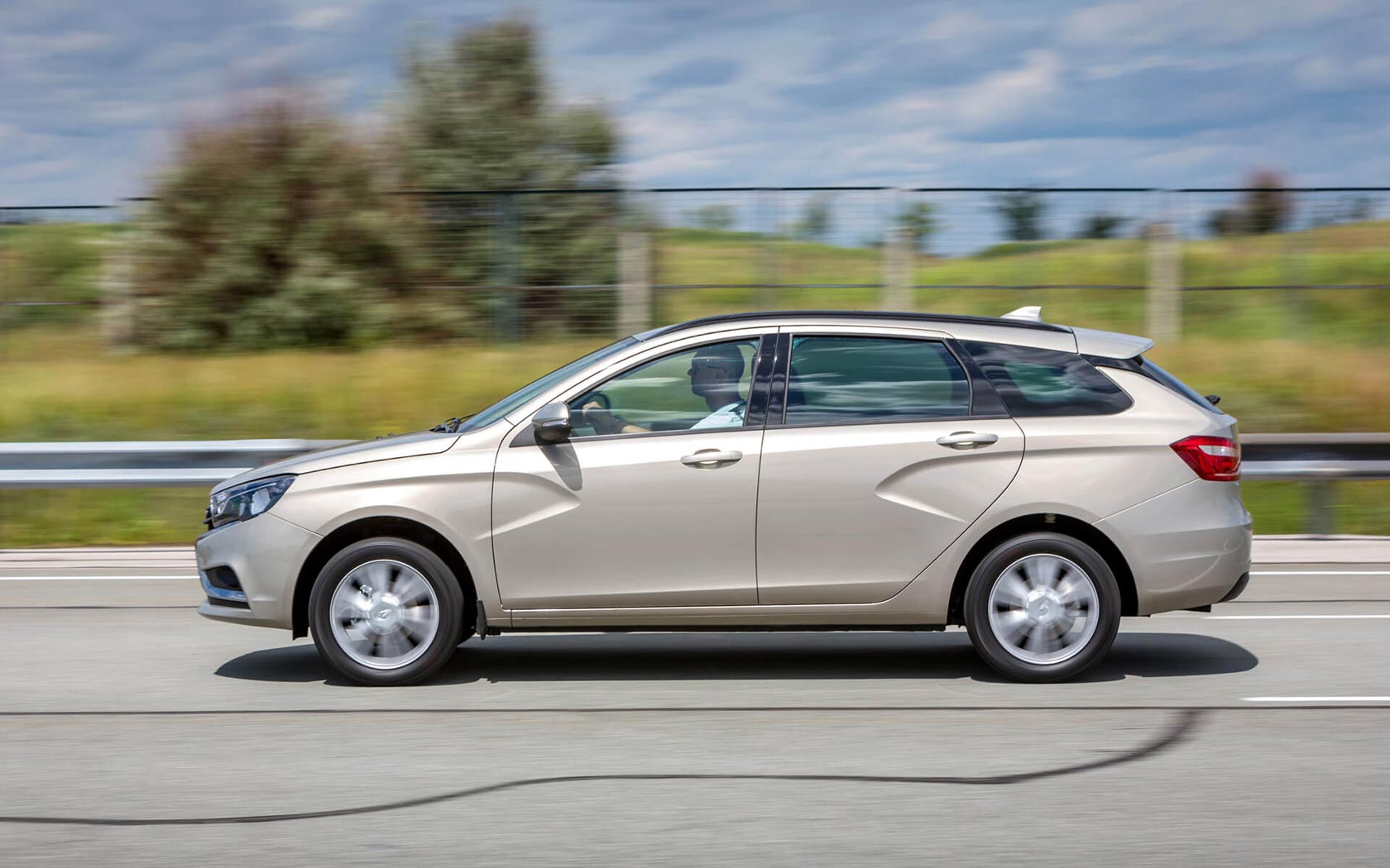  Lada Vesta SW (2017-2022)