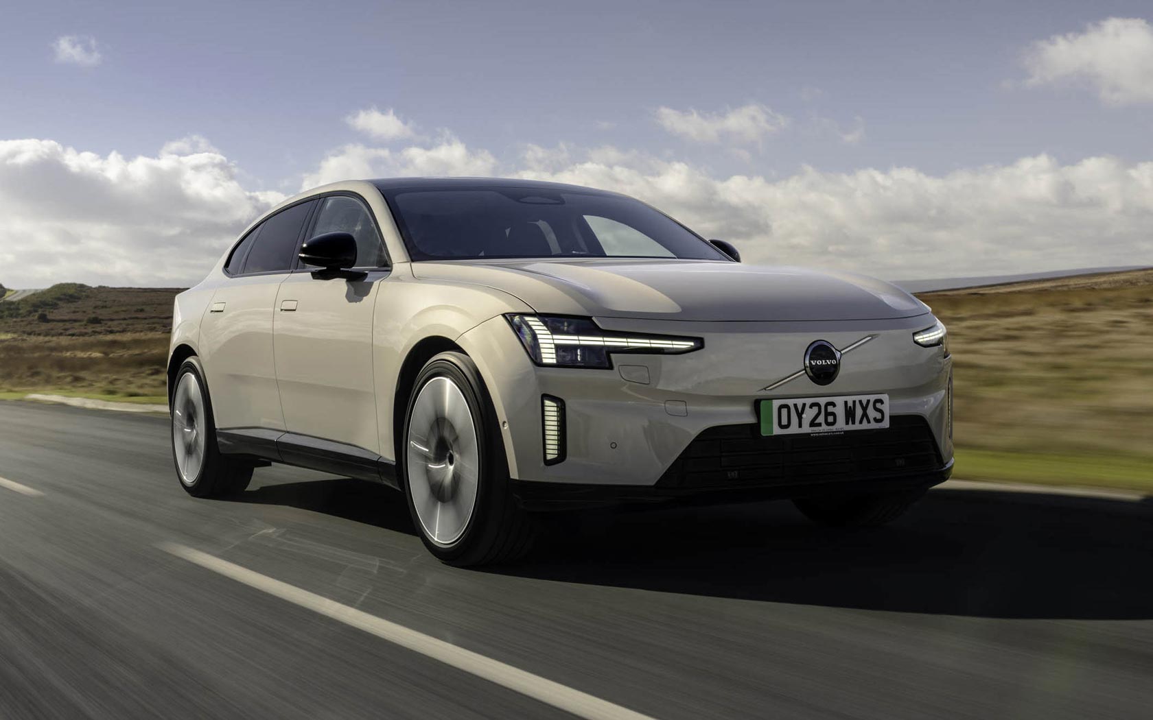 ���� Volvo ES90 
