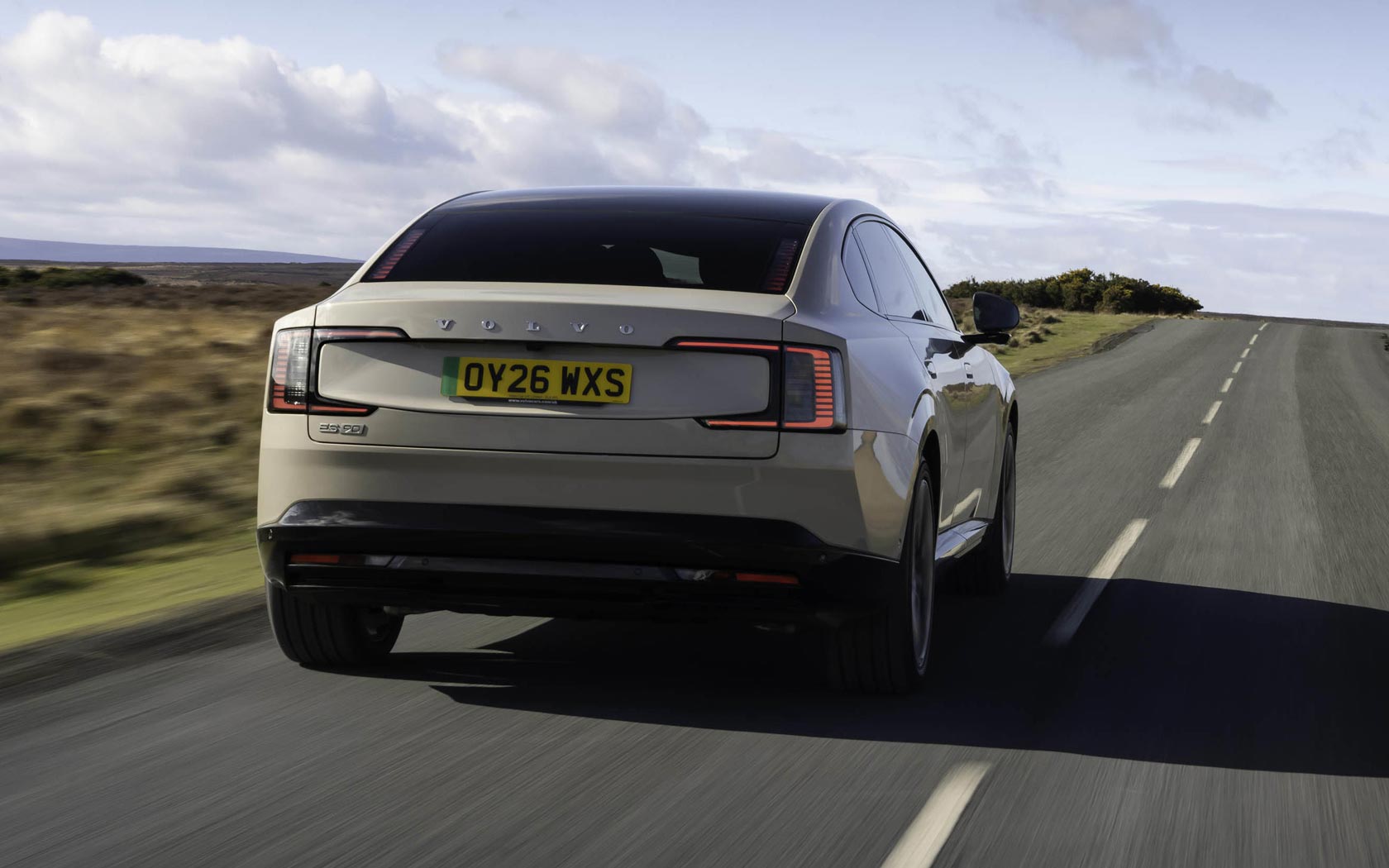 ���� Volvo ES90 