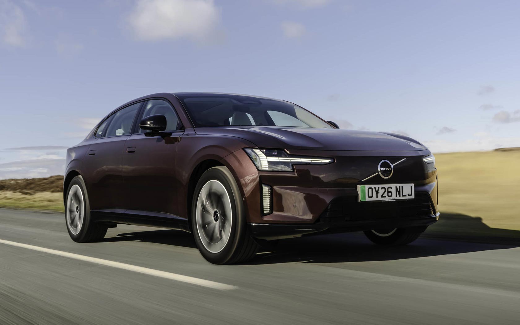 ���� Volvo ES90 