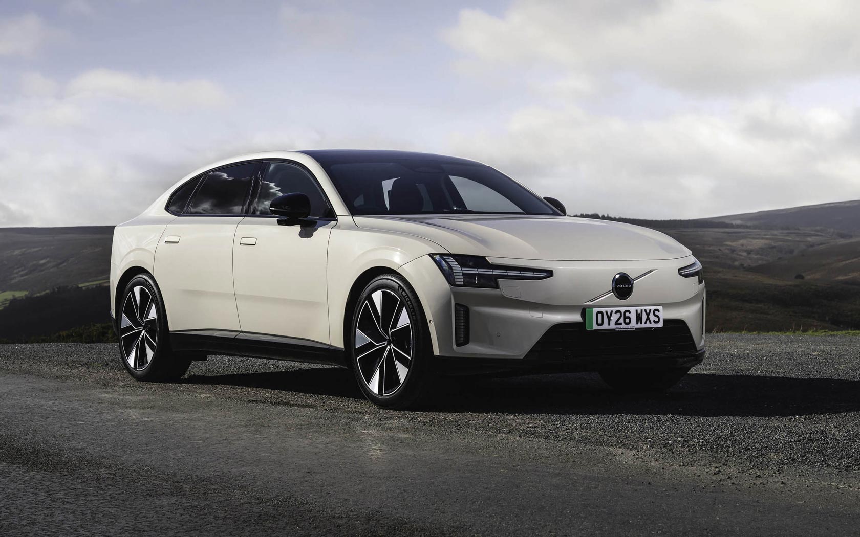 ���� Volvo ES90 