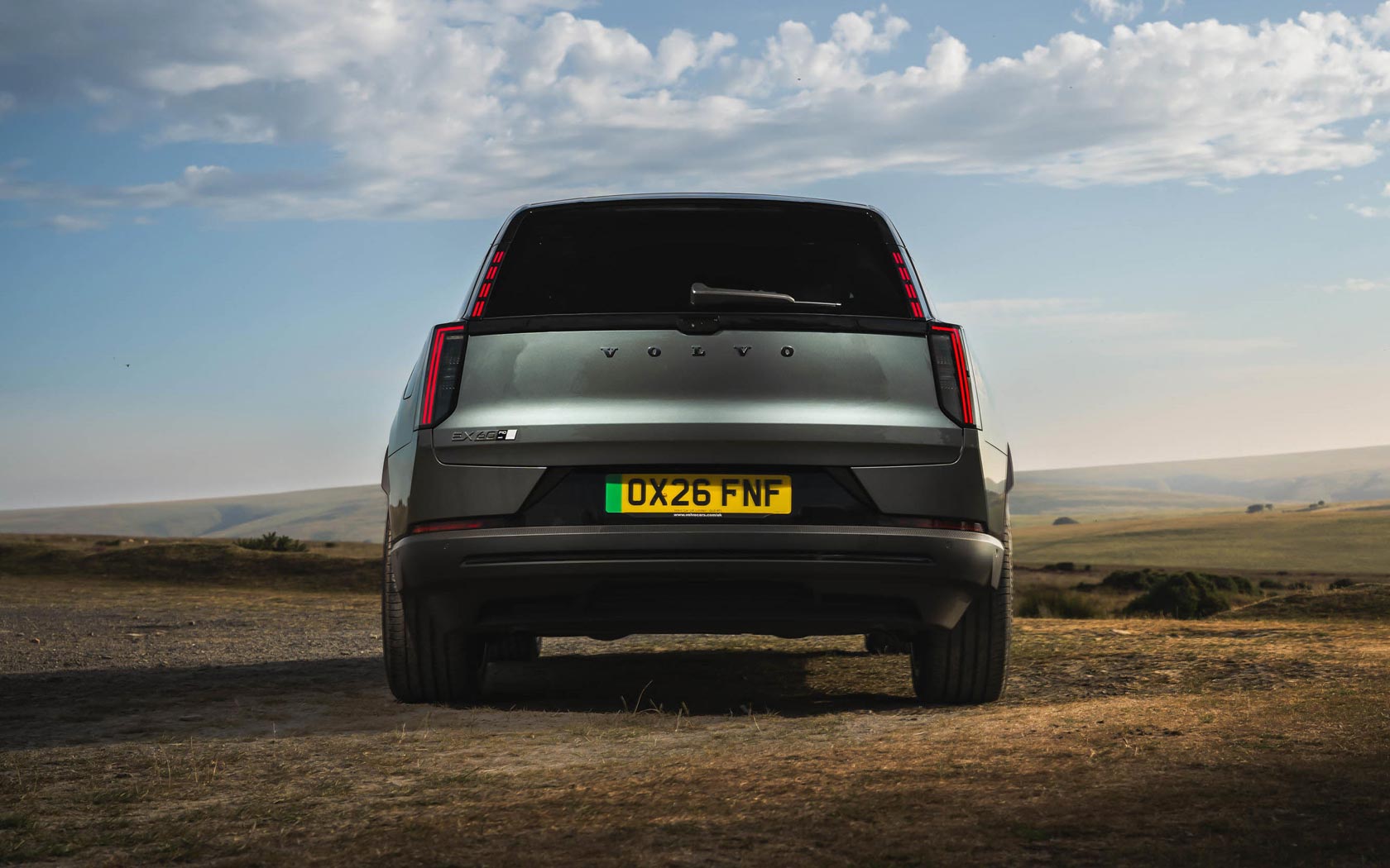 ���� Volvo EX60 
