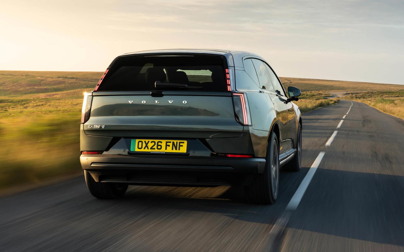 ���� Volvo EX60 