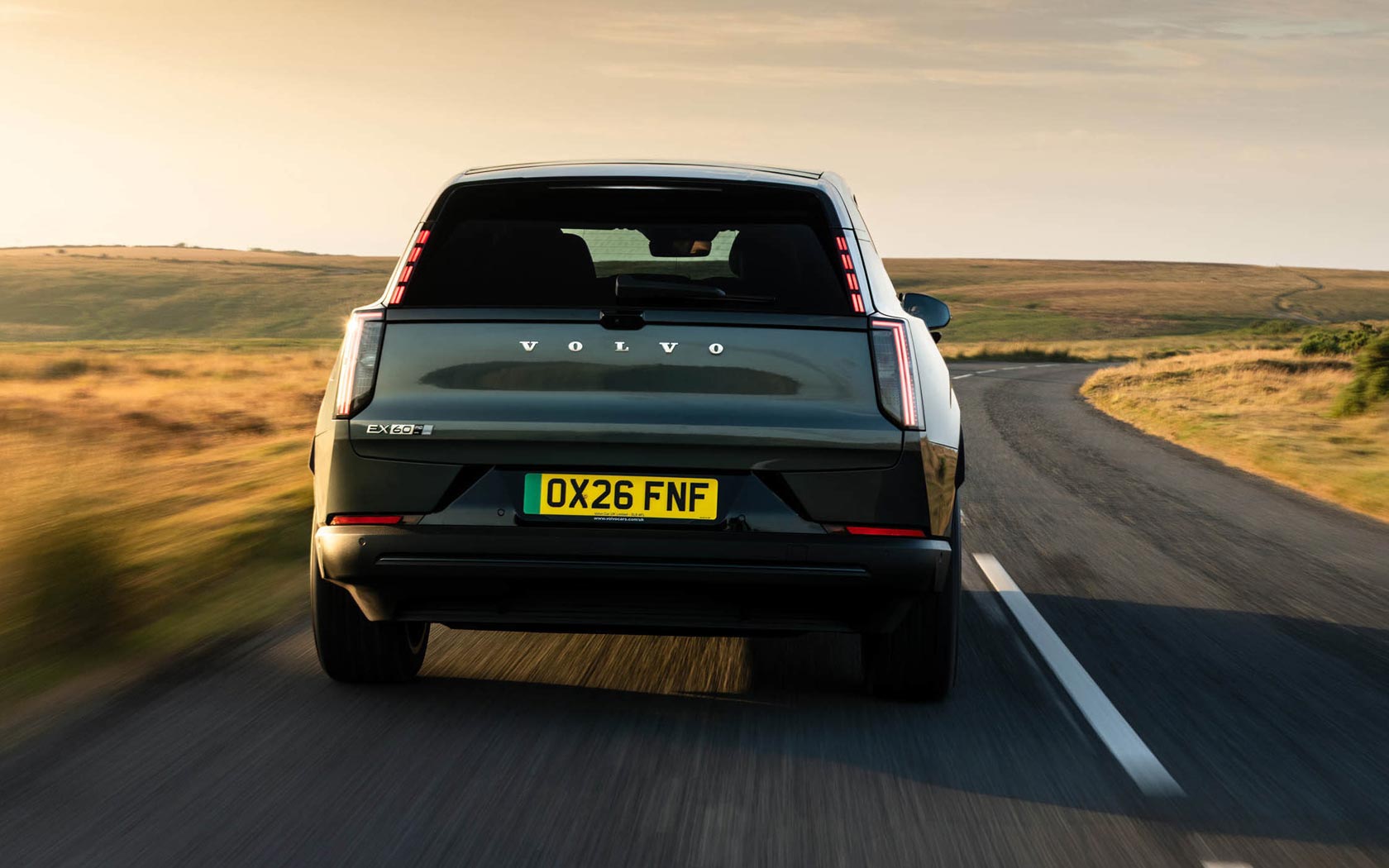���� Volvo EX60 